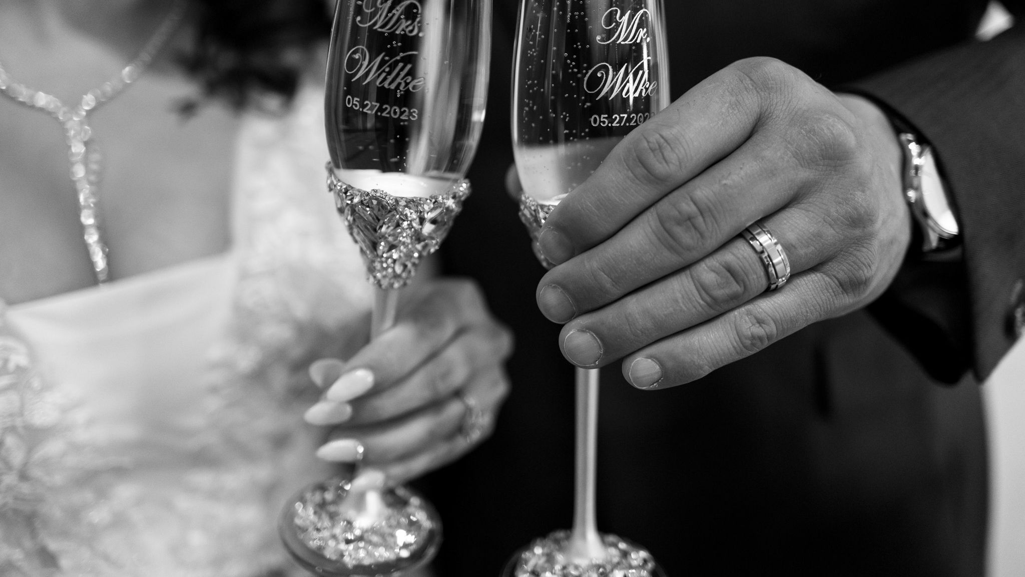 2024-01/ybmarried-811-2.jpg