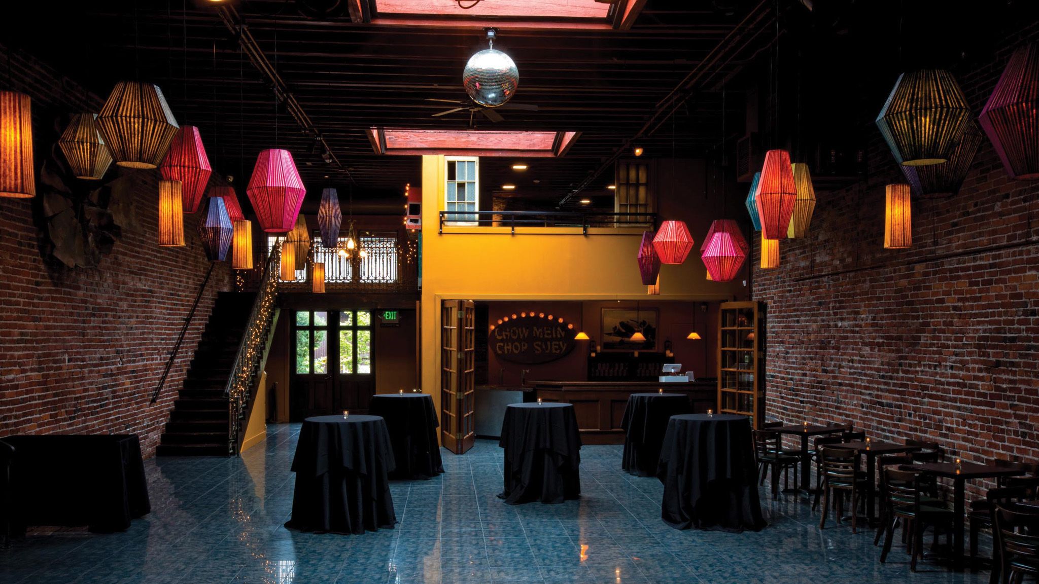2024-01/GeorgetownBallroom+Full+-+New+Lanterns- Harper Studios.jpg