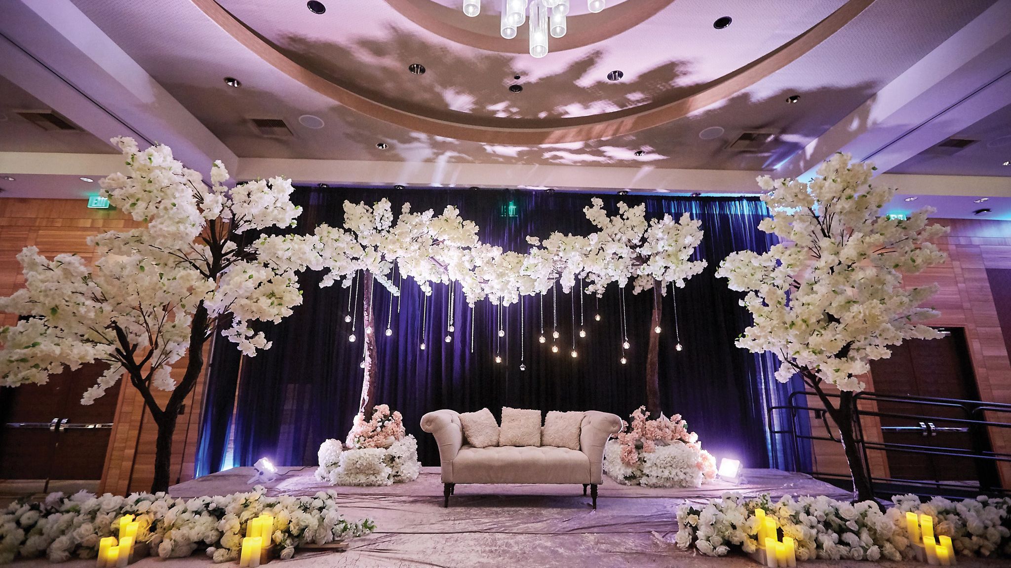 2024-01/Hyatt at Olive 8 SEAHS_P144_Wedding_Set.jpg