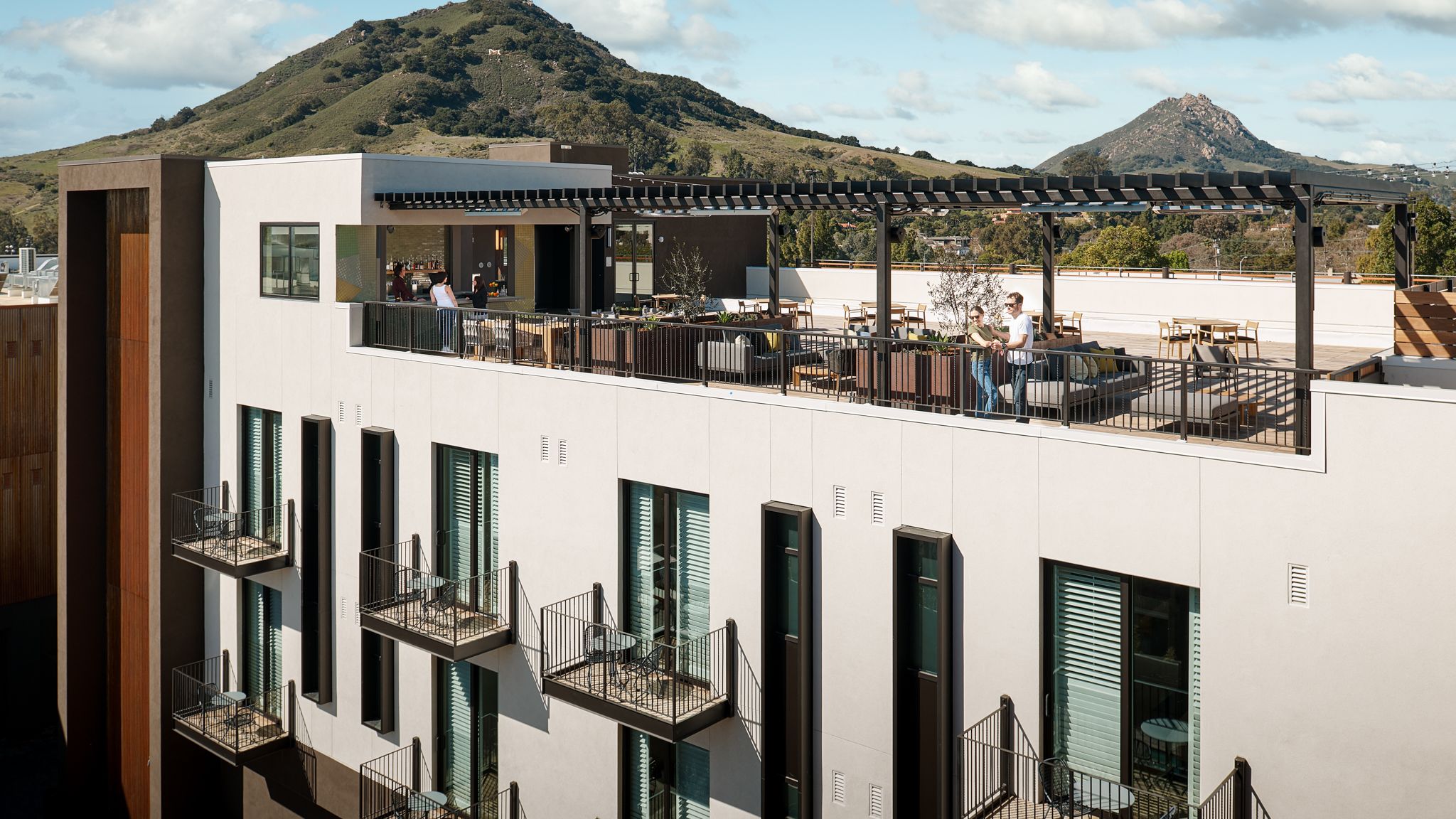 2024-02/HIPSF_HotelSLO_Exterior_19_200211 (2)-4.jpg
