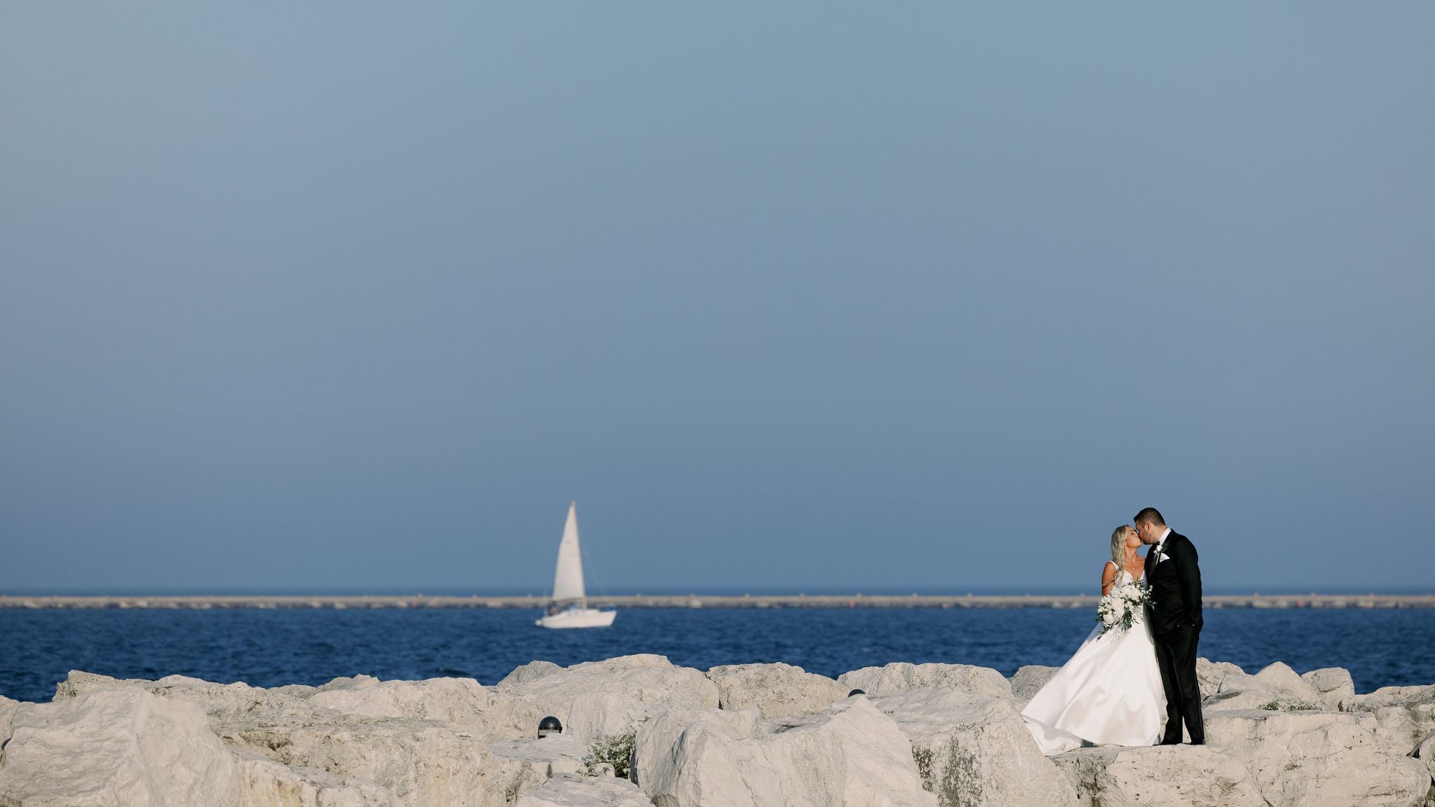 2024-04/MilwaukeeWeddingPhotographer_C.Mae-2442-2.jpg