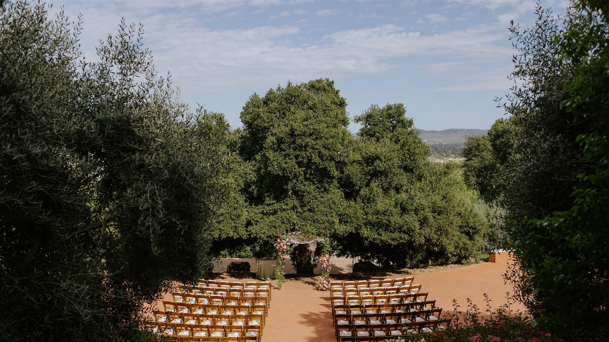 2024-05/socal-wedding-photos-hanna-walkowaik-photography-0824_websize.jpg