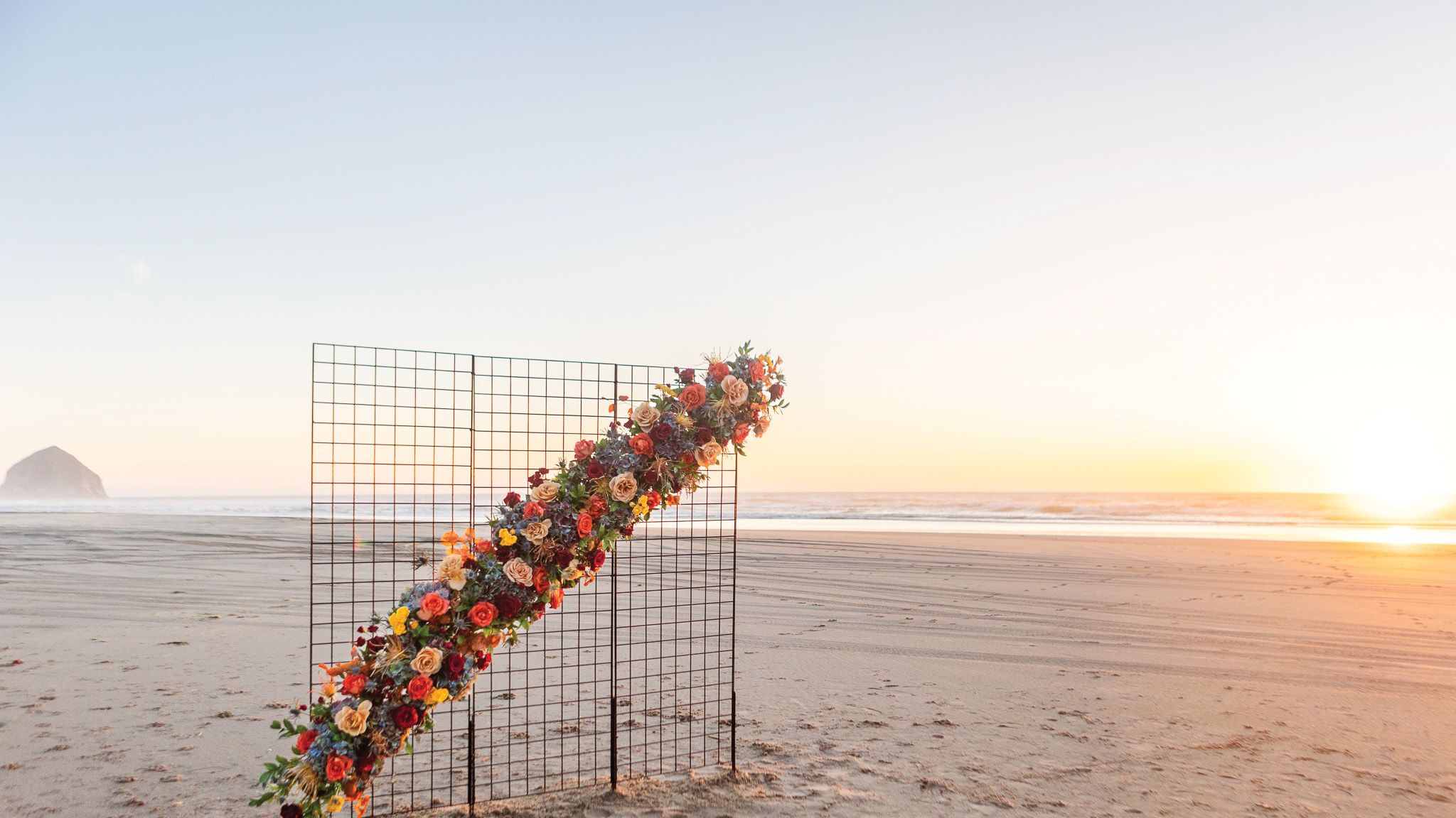 2024-07/Groom Editorial, Oregon Coast, Sunset, Orange, Yellow, Red, Autumn, Summer, Bold-33.jpg