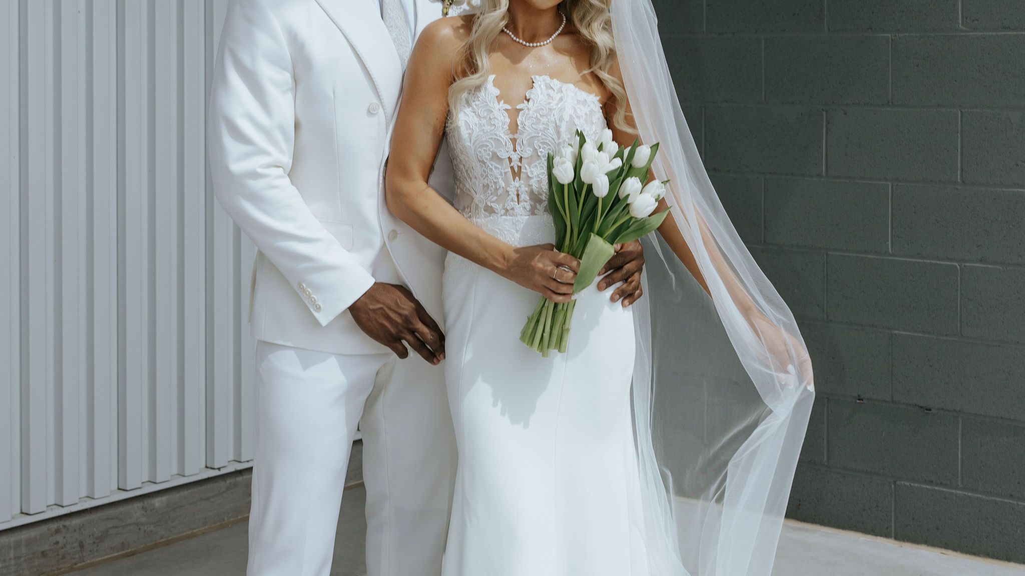 2025-02/Mo+MadisonBarry-AViewWestShoresWedding-WaterlooNebraskaPhotographer-67.jpg