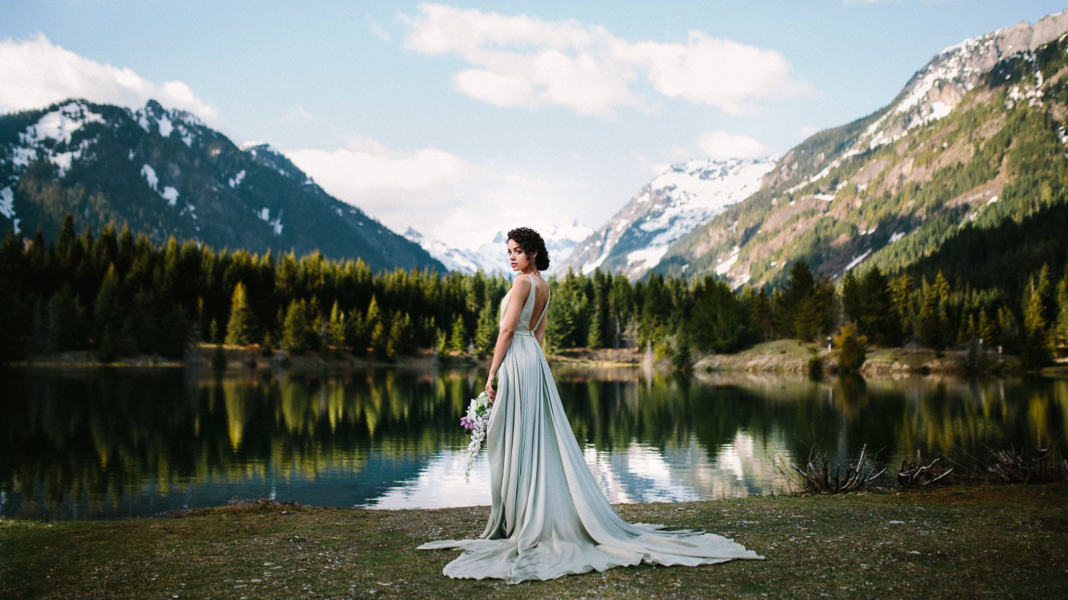 Seattle_Bride/online/styledshoots/goldcreekpond/20170520-goldcreekpondshoot(10of127).jpg