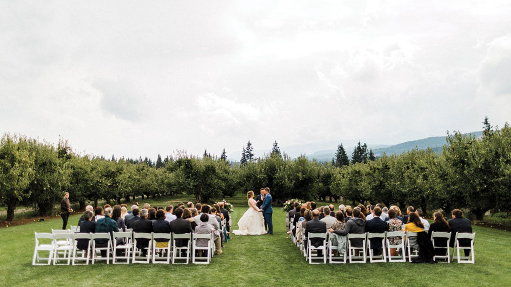 Oregon_Bride/RealWeddinga/4-Hayley_Joel-Wedding-Gallivan-Photo-357.jpg