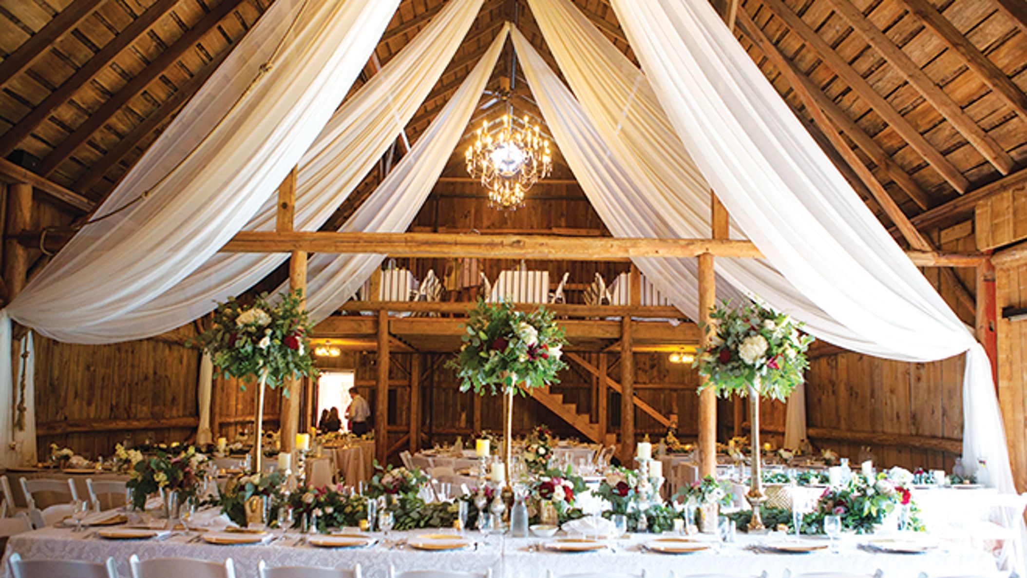 Minnesota_Bride/Historic Barn-2 copy.jpg
