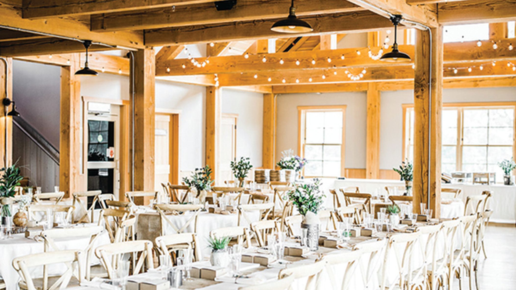 Minnesota_Bride/RusticMeetsRomance_03.jpg