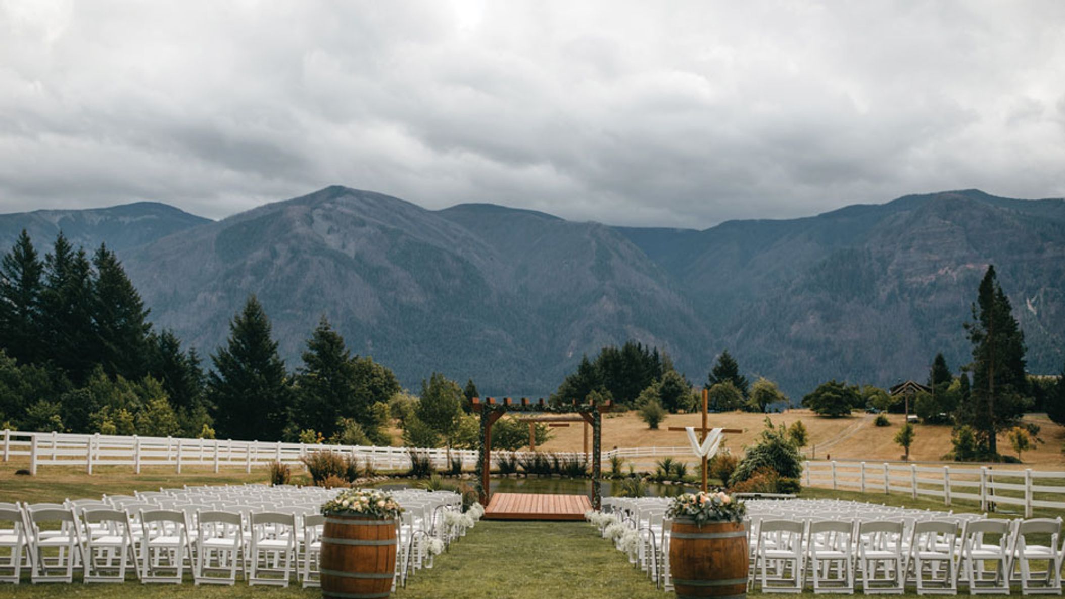 Oregon_Bride/4-AJ7A8538.jpg