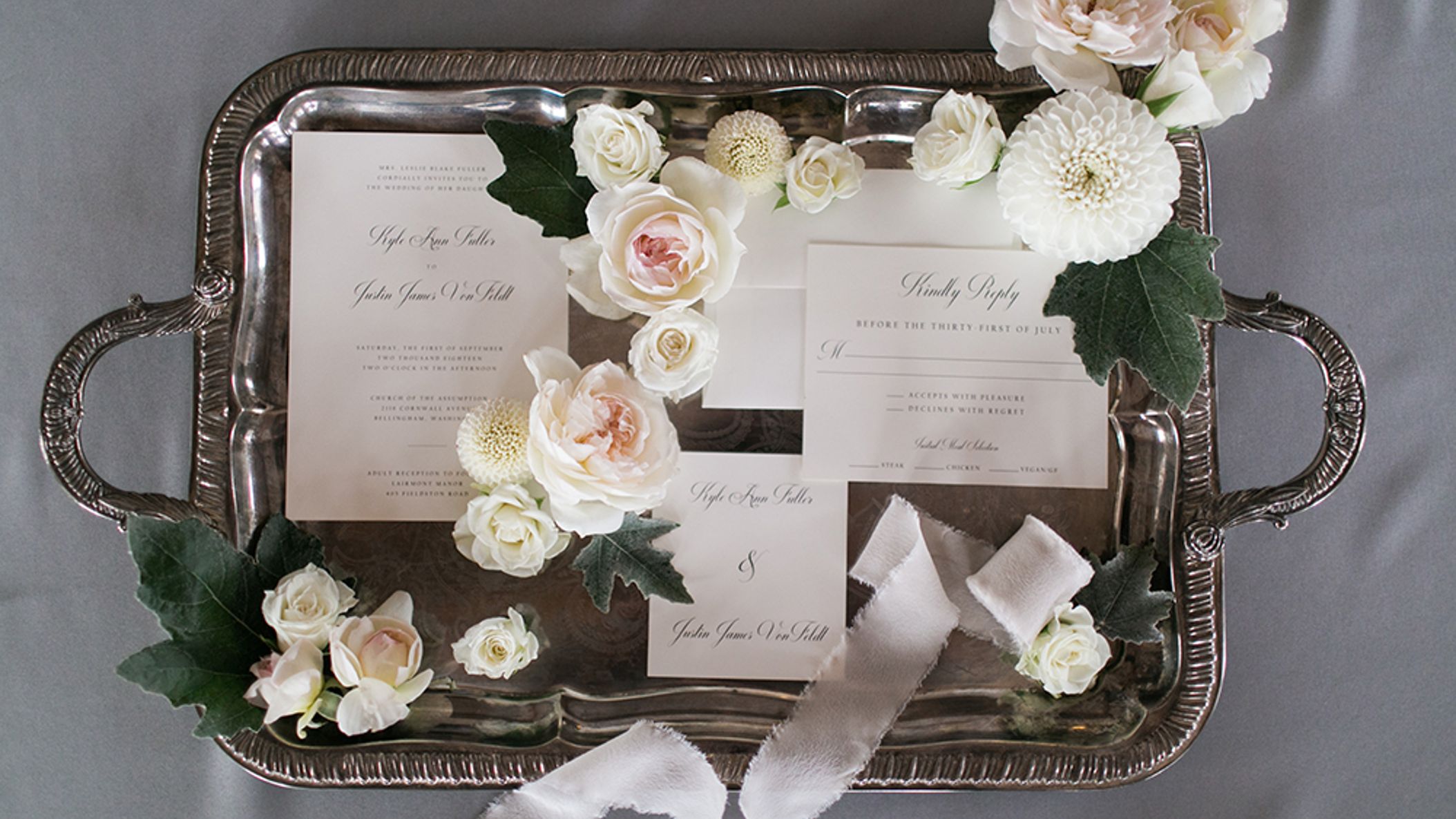 Seattle_Bride/online/realweddings/justin_kyle/smaller tray.jpg