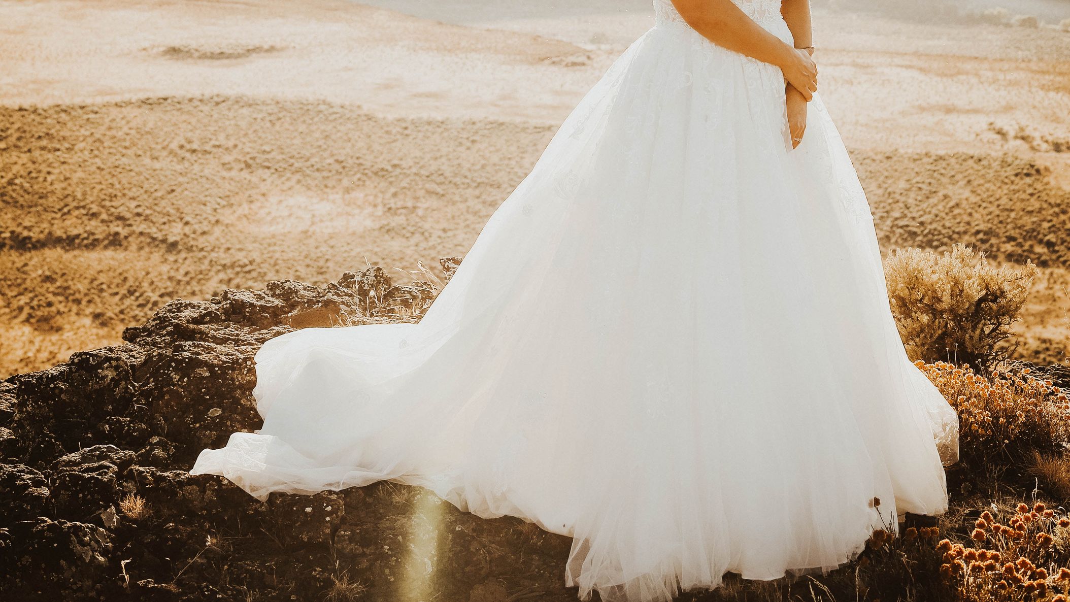 Seattle_Bride/online/styledshoots/cavebestatewinery/downsized/IMG_6805.jpg