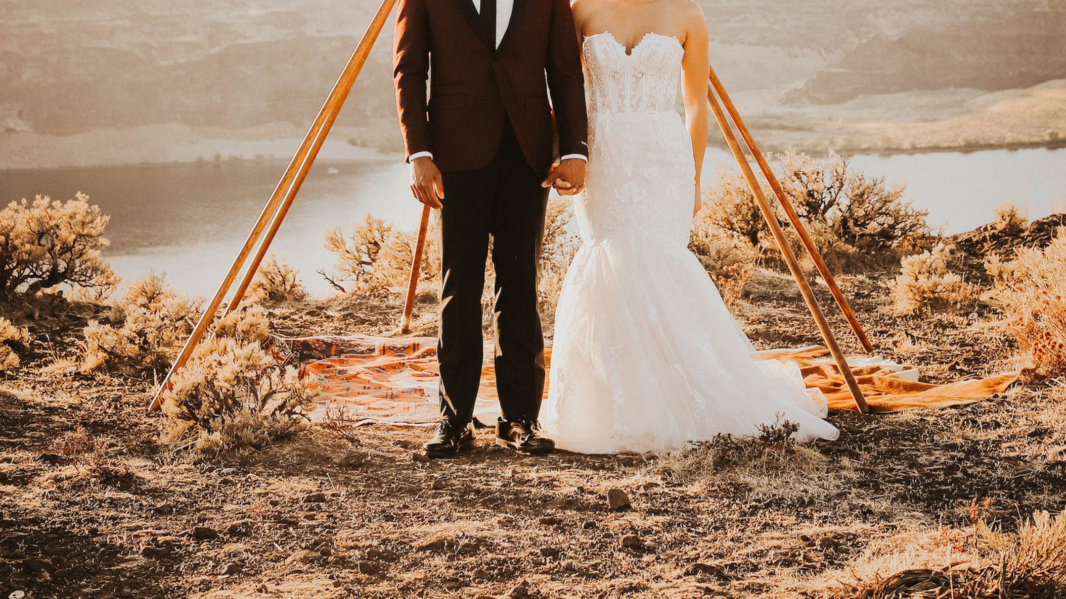 Seattle_Bride/online/styledshoots/cavebestatewinery/downsized/IMG_7029.jpg