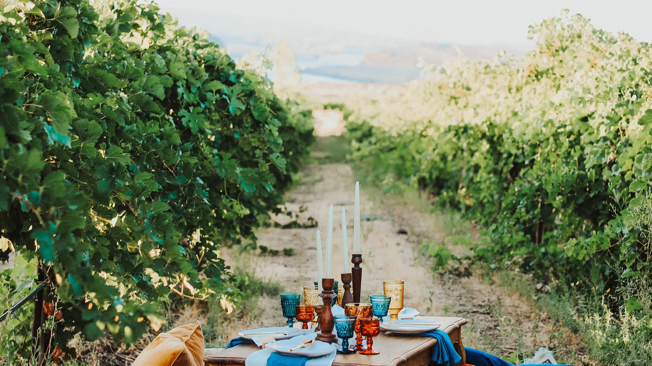 Seattle_Bride/online/styledshoots/cavebestatewinery/downsized/IMG_7090.jpg