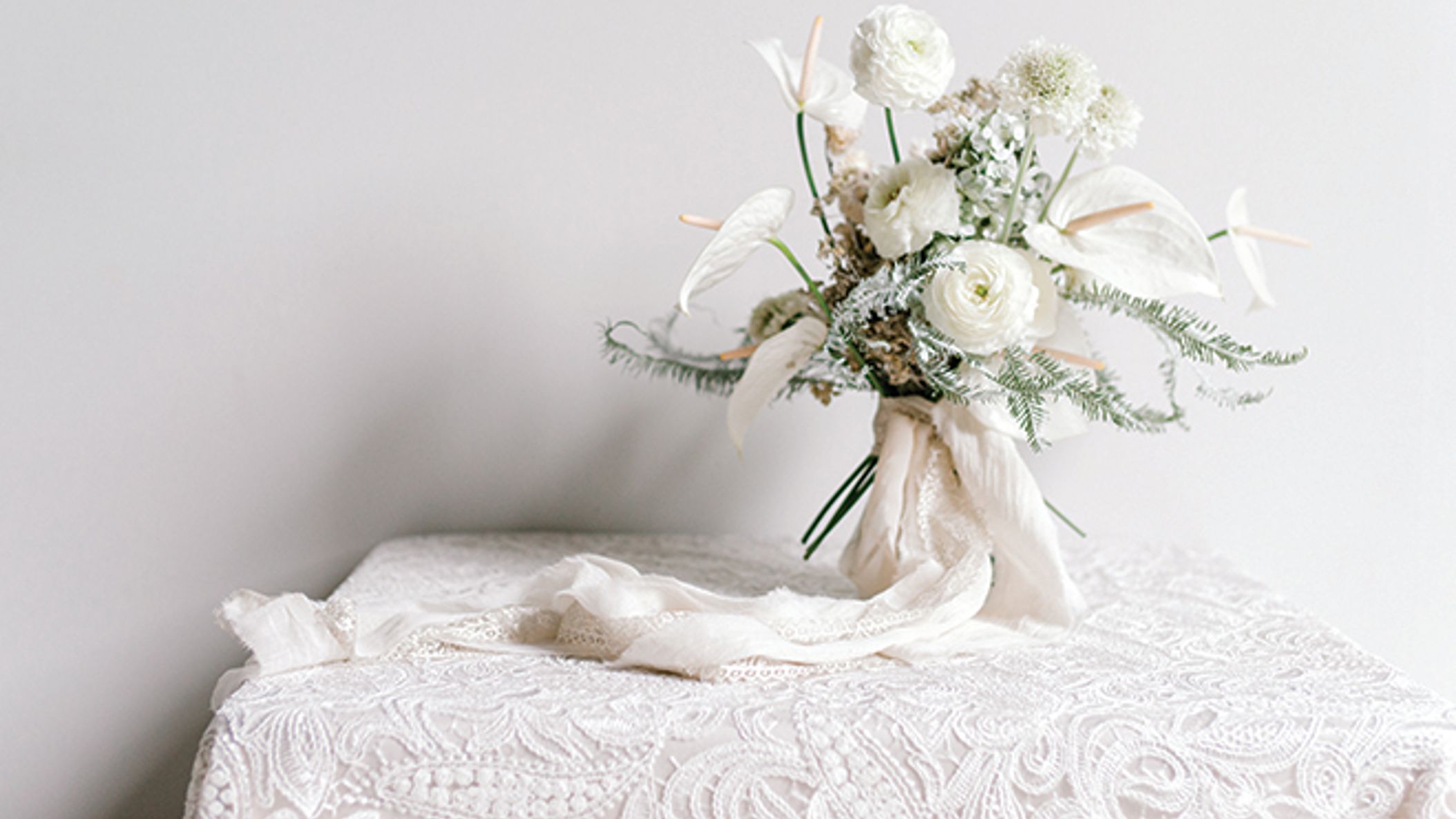 Minnesota_Bride/AtFirstFrost_10.jpg