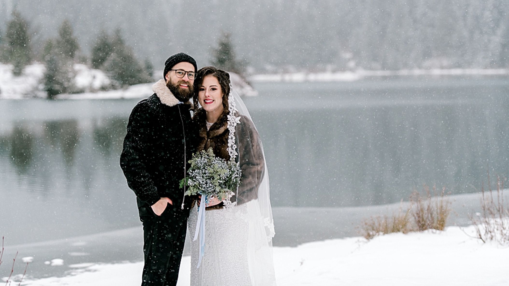 Seattle_Bride/online/realweddings/monique_zach/2019-12-16_0003.jpg
