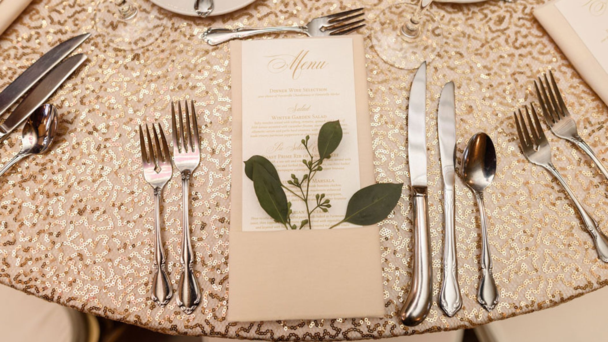 Wisconsin_Bride/wisconsin-club-wedding-the-paper-elephant-055.jpg