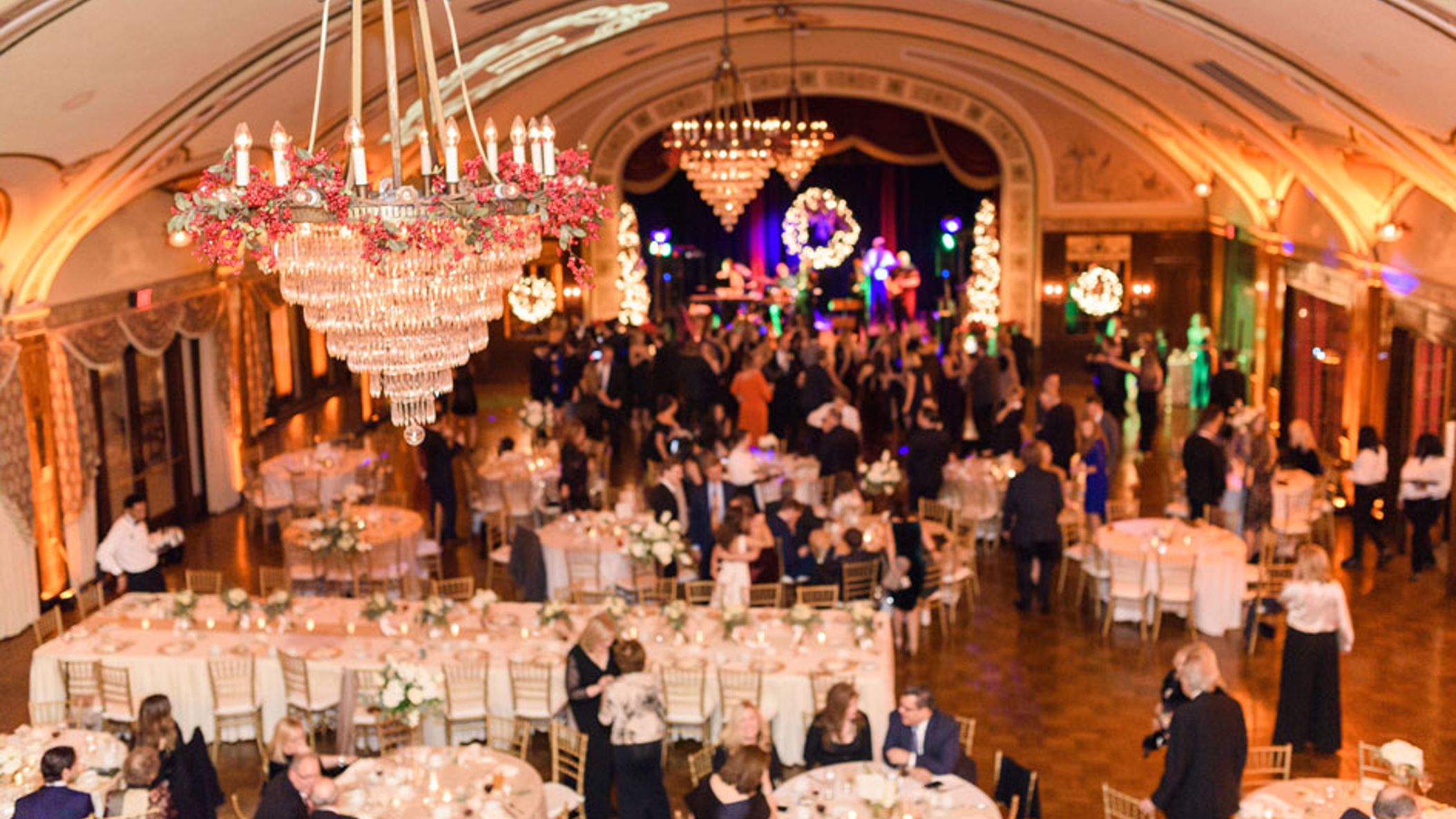 Wisconsin_Bride/wisconsin-club-wedding-the-paper-elephant-073.jpg
