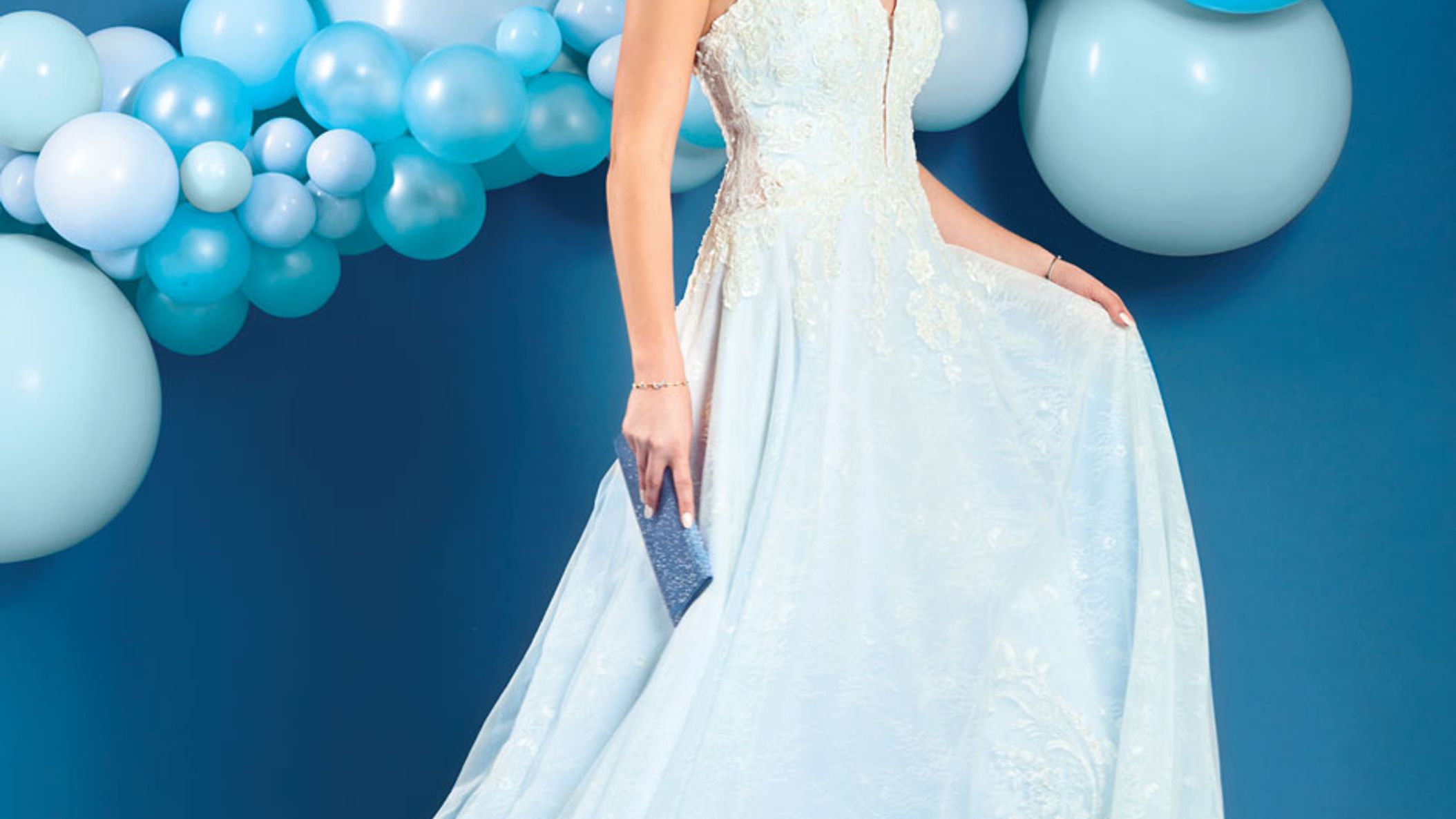 Minnesota_Bride/bluedress3.jpg