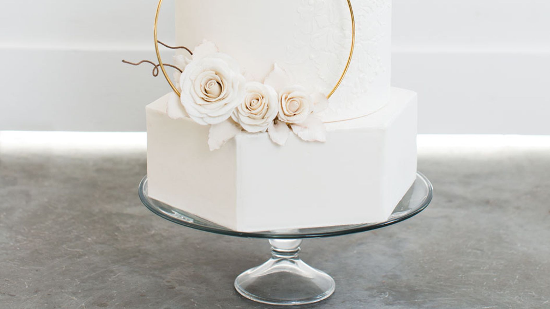 Minnesota_Bride/MNBR10708_SS20_Cakes_RN_136.jpg