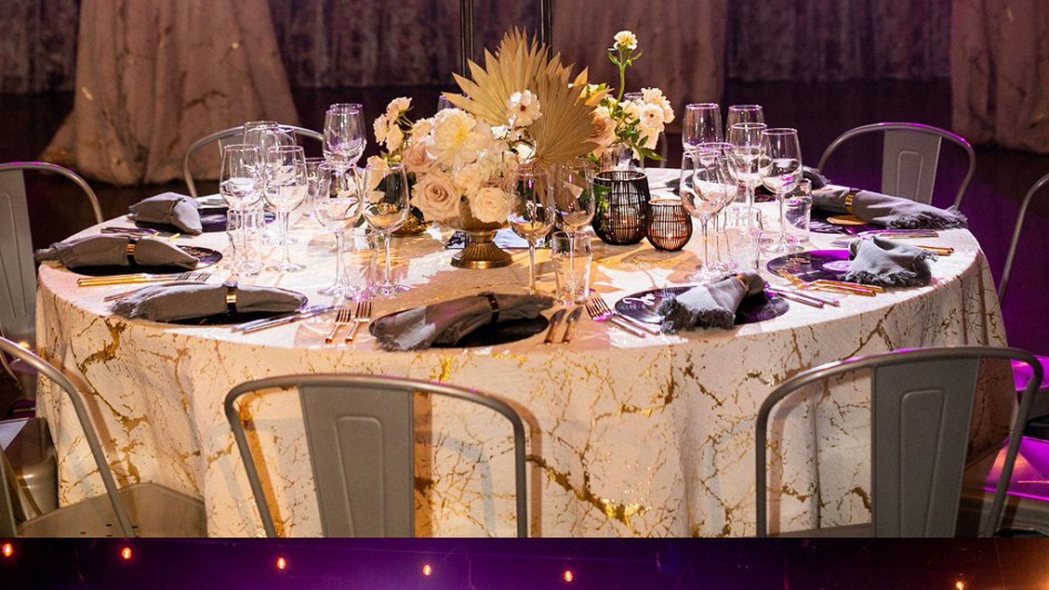CWD/2020/SLOBrew/StageAndLights_Jennyquicksallphotography_flowerfeature.jpg