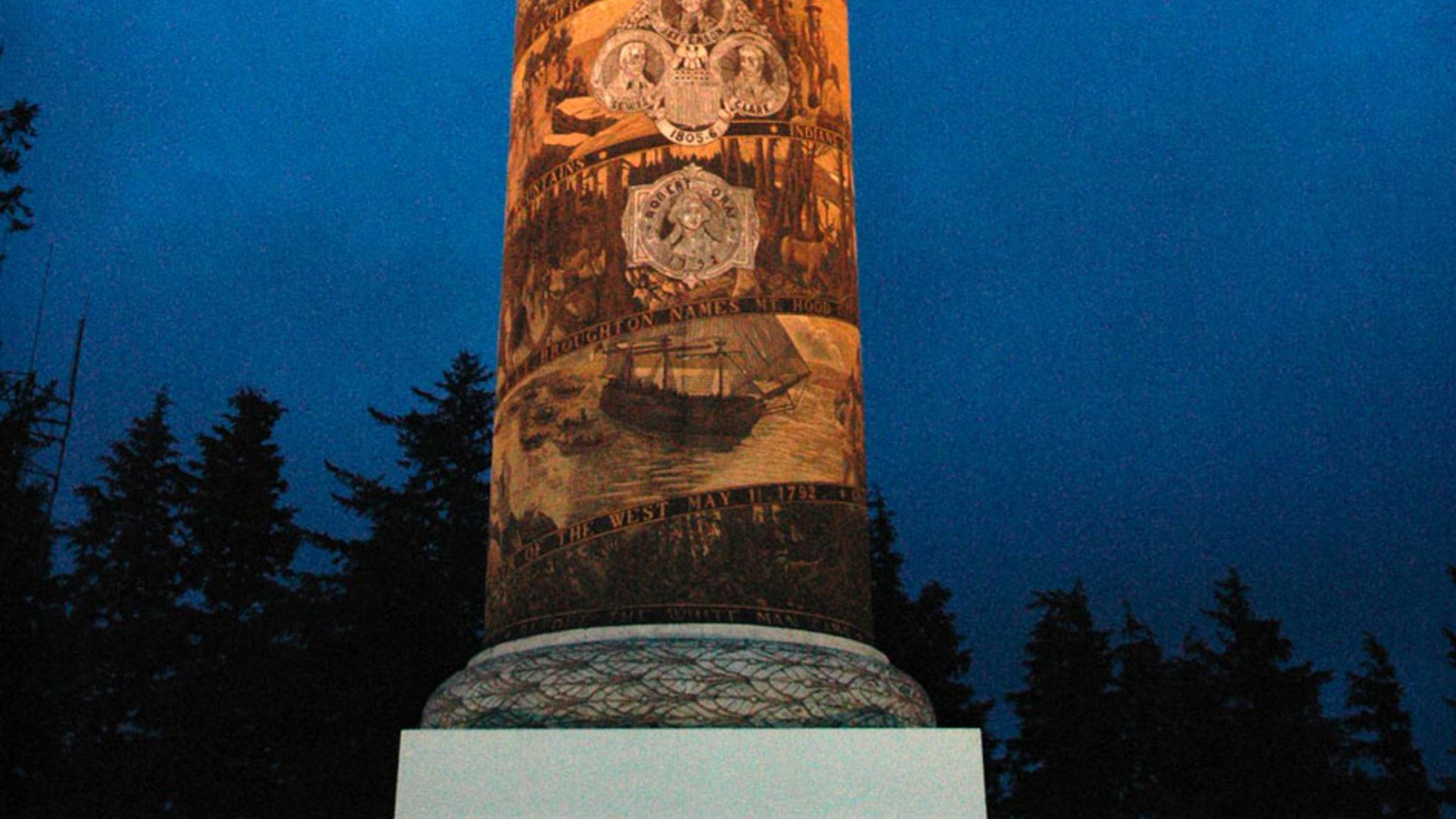 Oregon_Bride/Astoria_Column_(1).jpg
