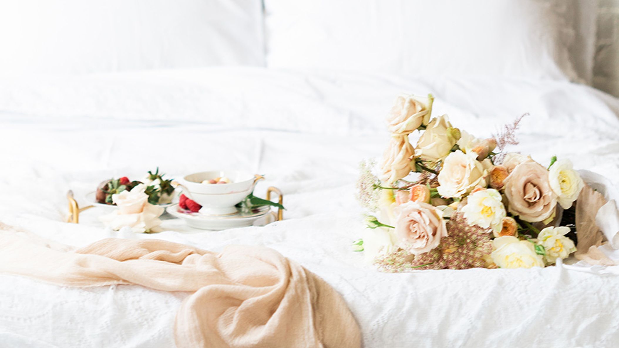 Seattle_Bride/online/styledshoots/soft morning boudoir-bridal-styled shoot-extras-janelle elaine photography-6.jpg