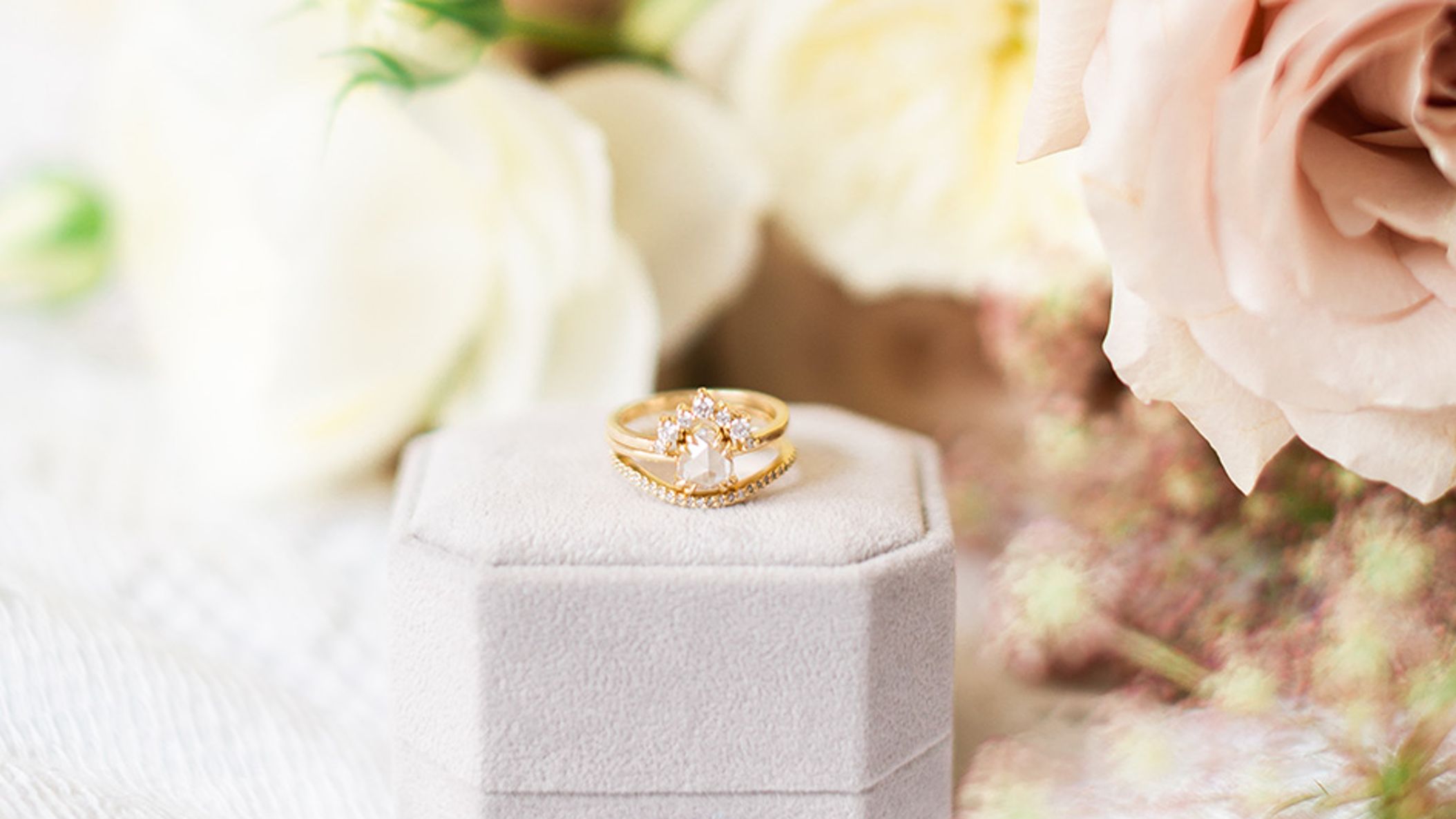 Seattle_Bride/online/styledshoots/soft morning boudoir-bridal-styled shoot-extras-janelle elaine photography-4.jpg