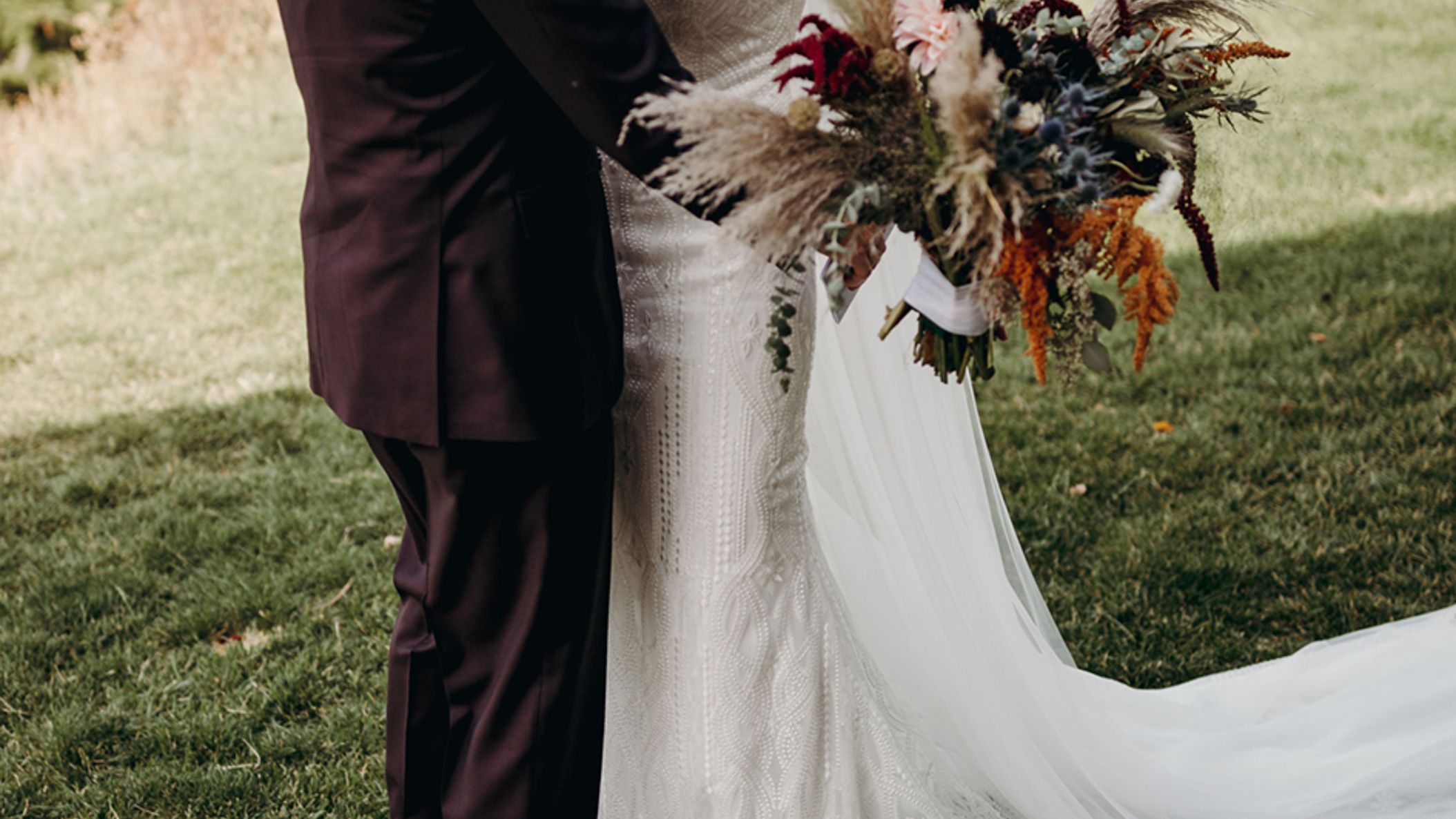 Seattle_Bride/swgettingreadyfirstlook-96.jpg