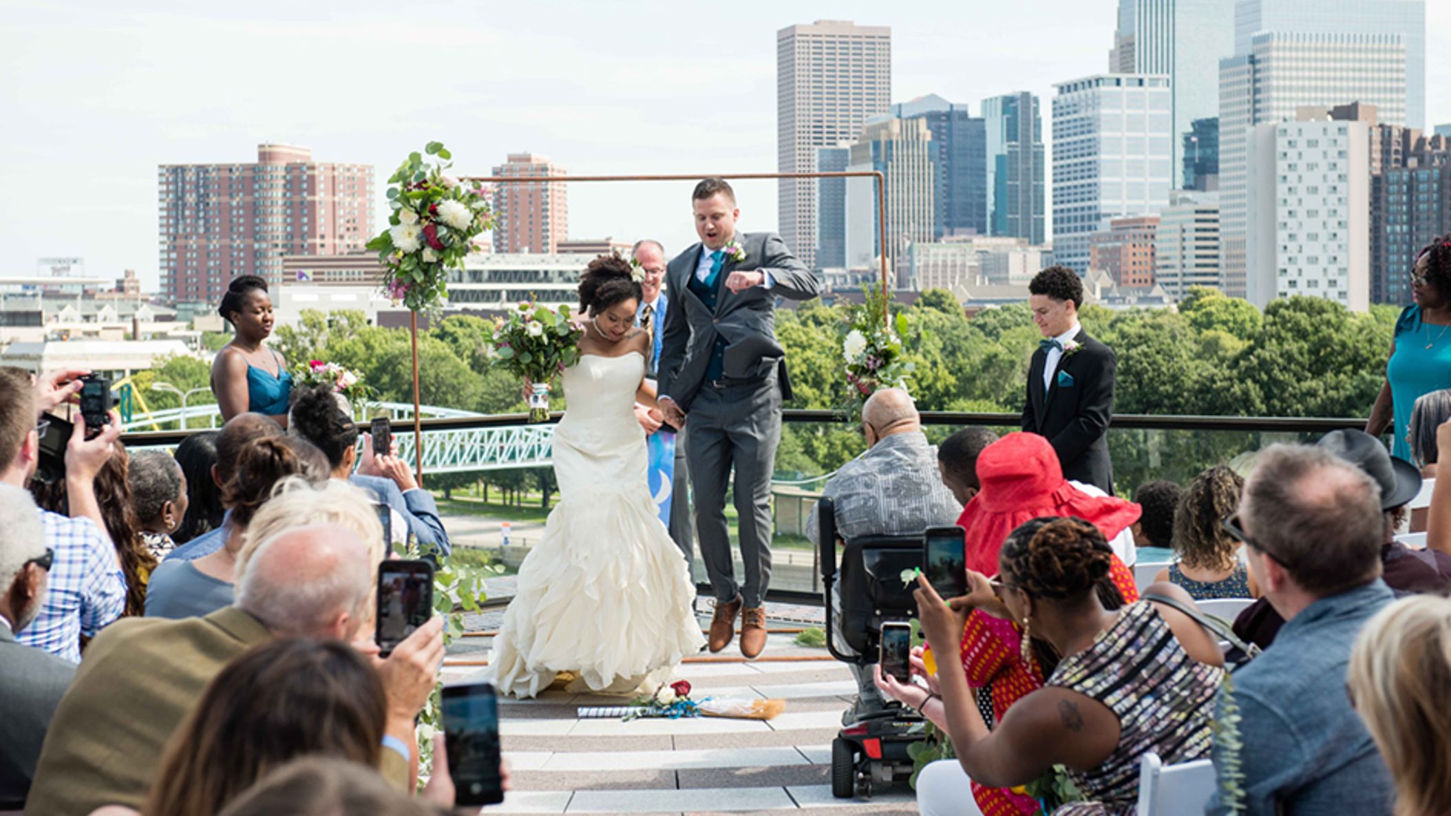 Minnesota_Bride/studio22020190299_0.jpg