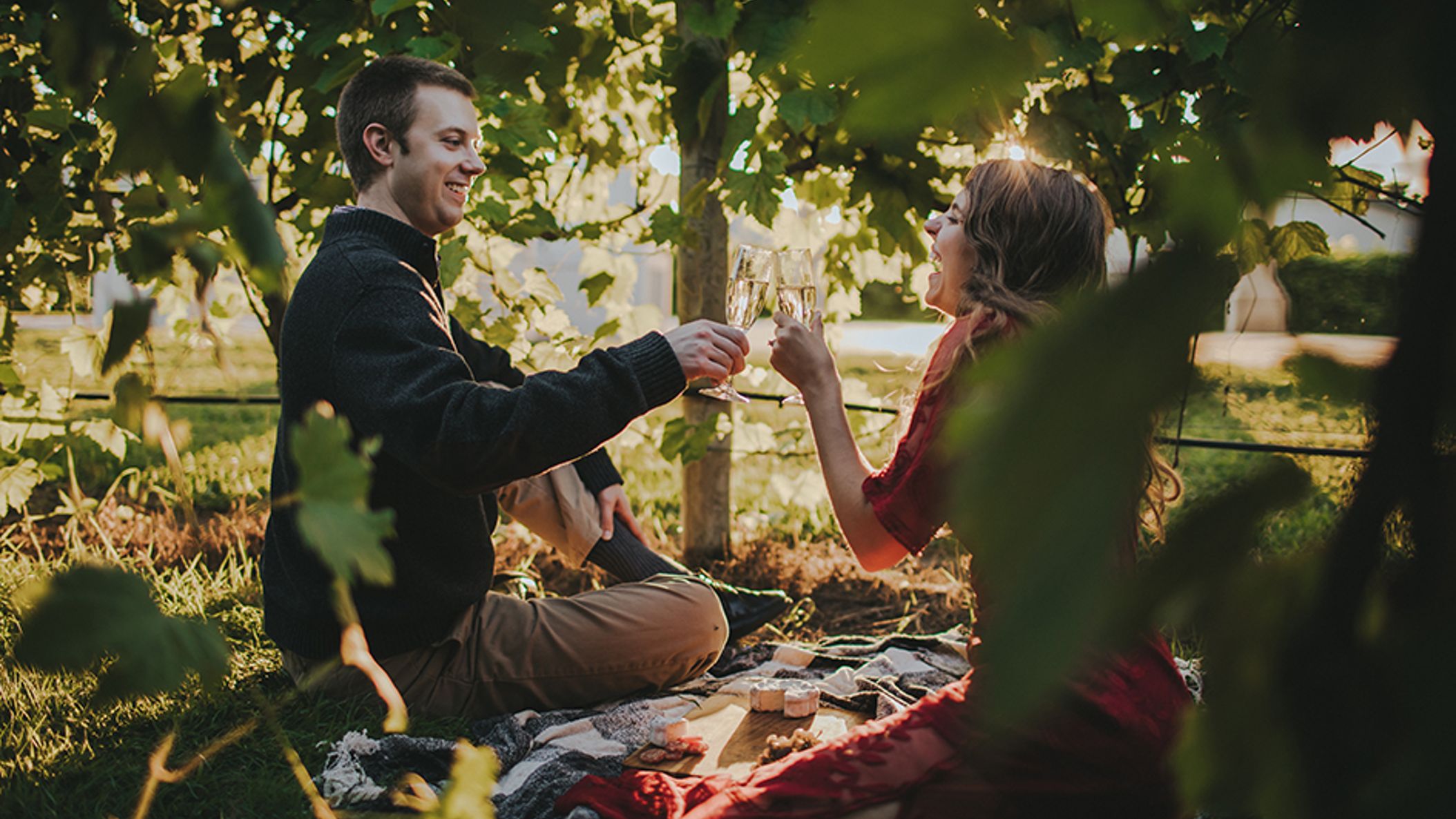 Wisconsin_Bride/12-VillaBellezzaAnniverserySession-Kaster-201.jpg