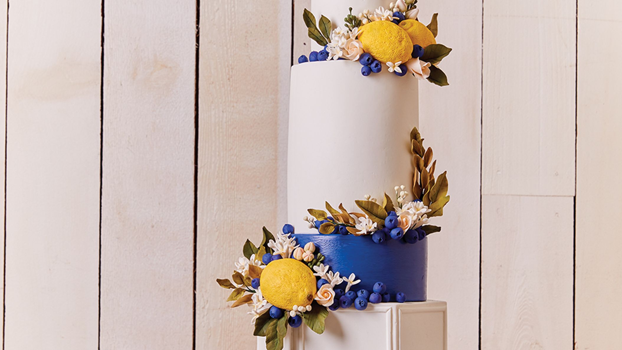 Oregon_Bride/SS20/cake2.jpg