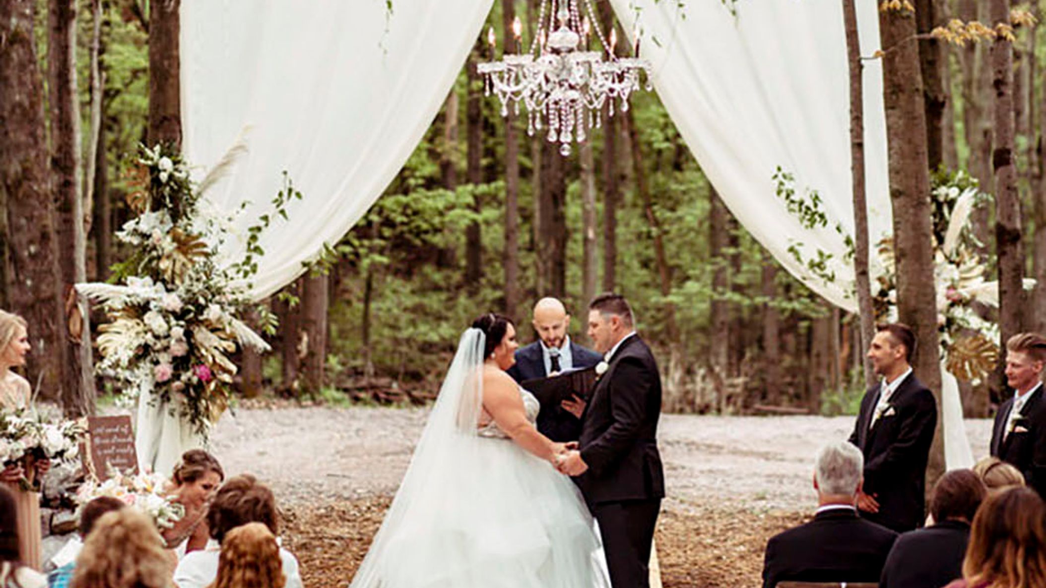 Wisconsin_Bride/WIRusticChic12.JPG
