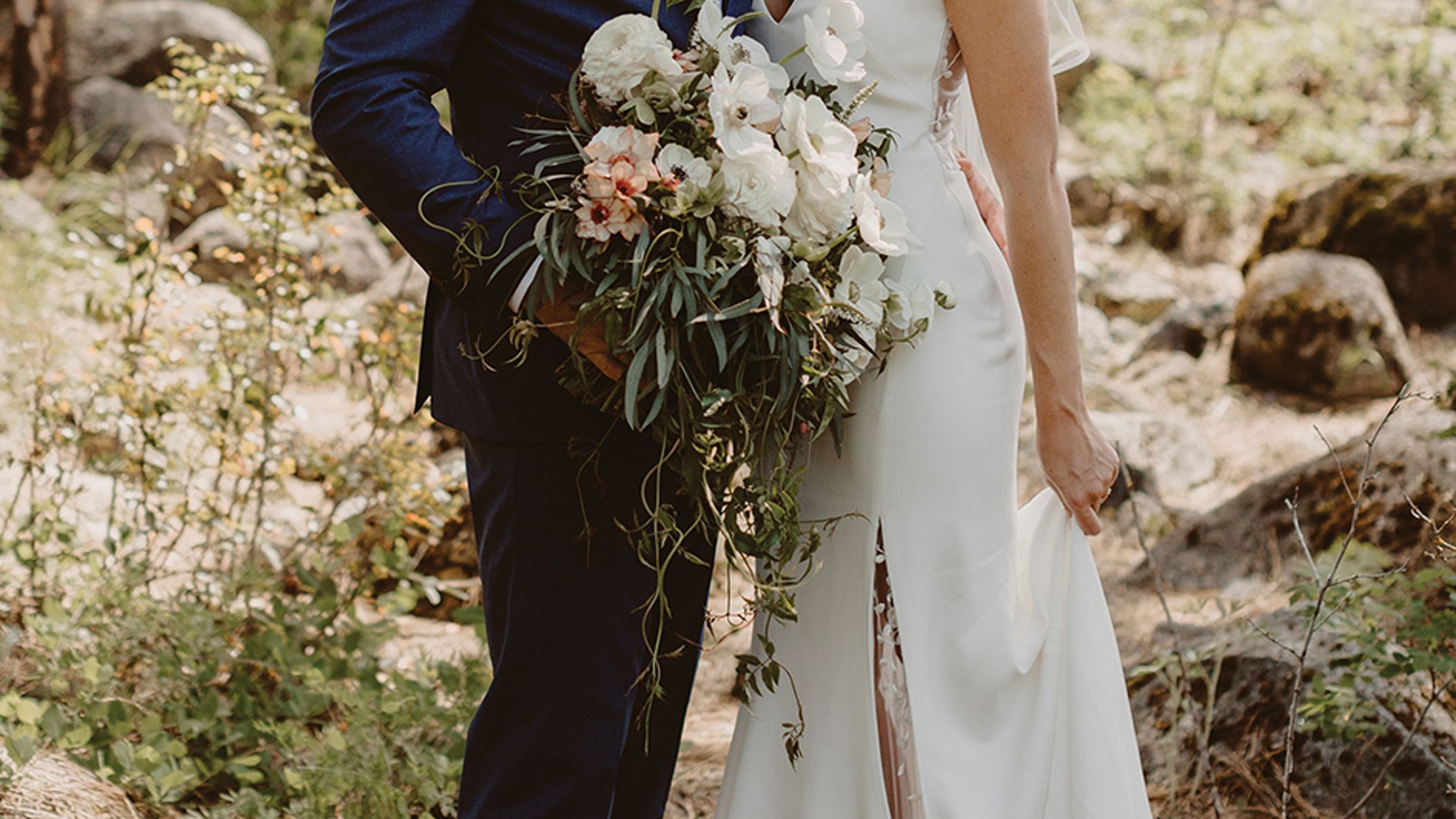 Seattle_Bride/SS2020/Real_Weddings/Lauren_JesseRW/lauren_jess_wedding_first_look_(154_of_184).jpg