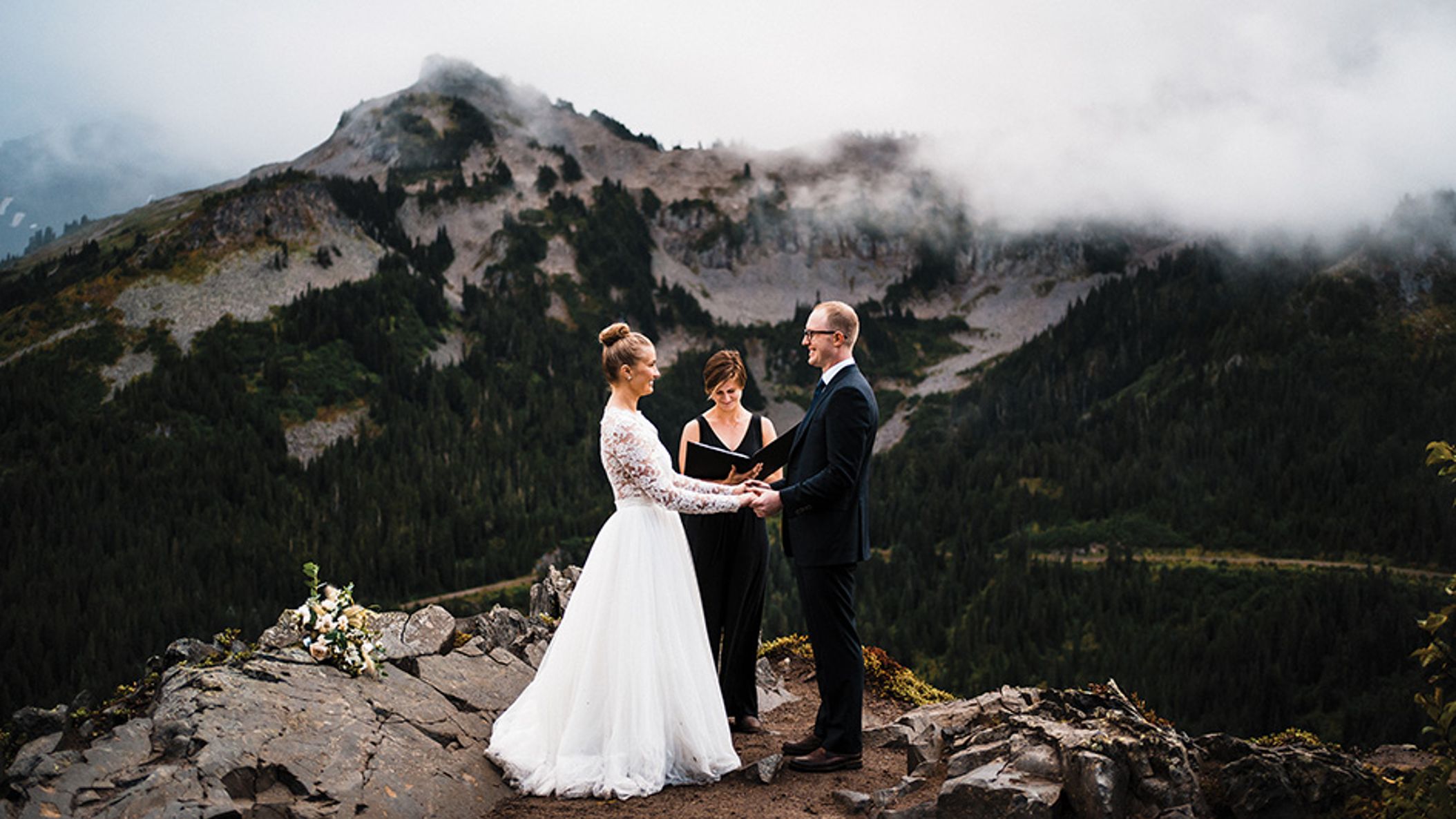 Seattle_Bride/SS2020/StandOut5.jpg