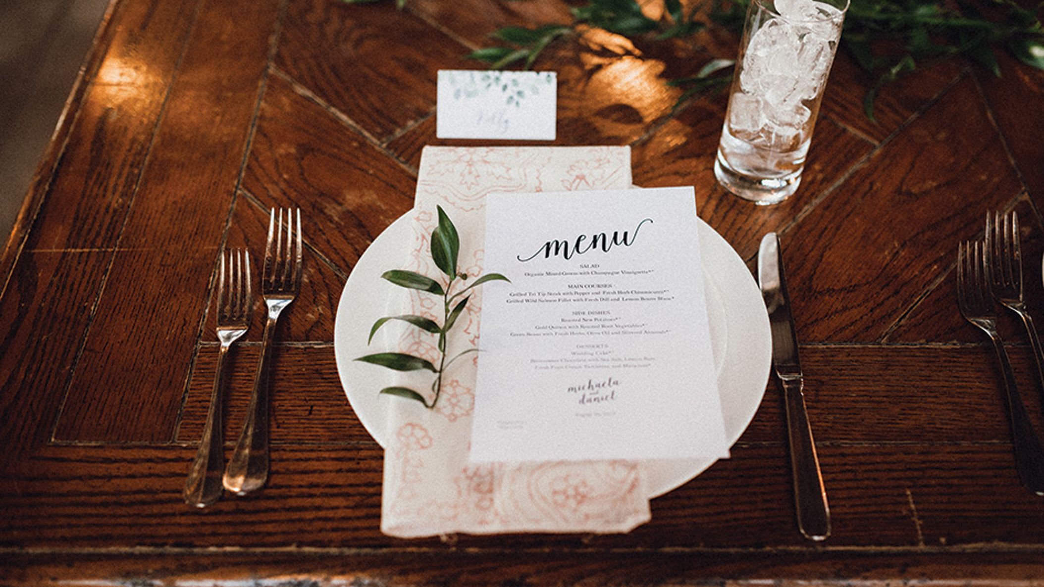 Seattle_Bride/SS2020/Real_Weddings/Michaela_Daniel/MichaelaDaniel3.jpg