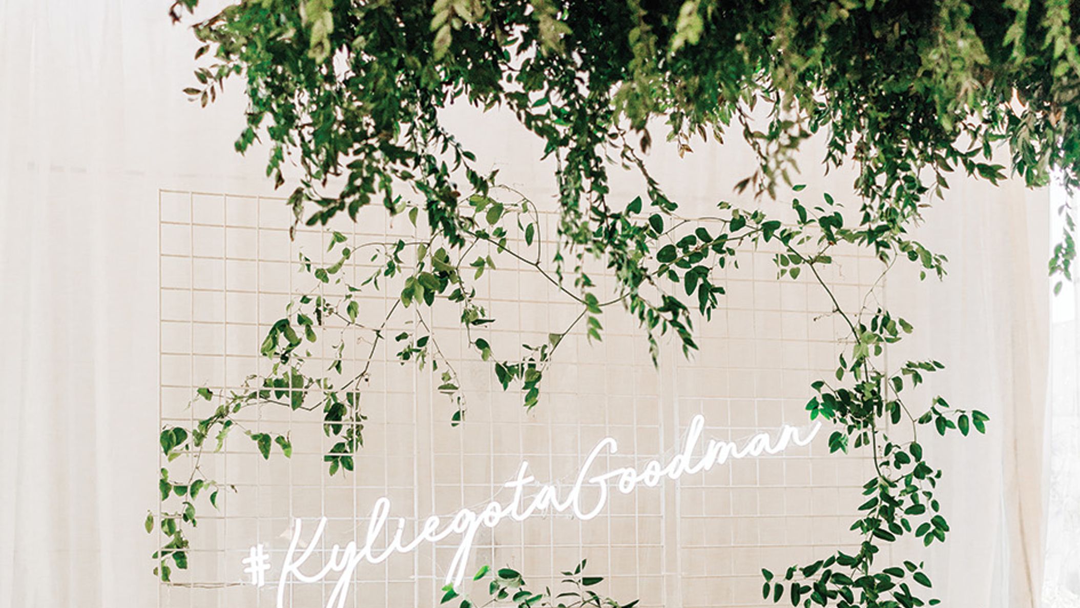 Seattle_Bride/SS2020/Real_Weddings/Kylie_Eric/KylieEric4.jpg