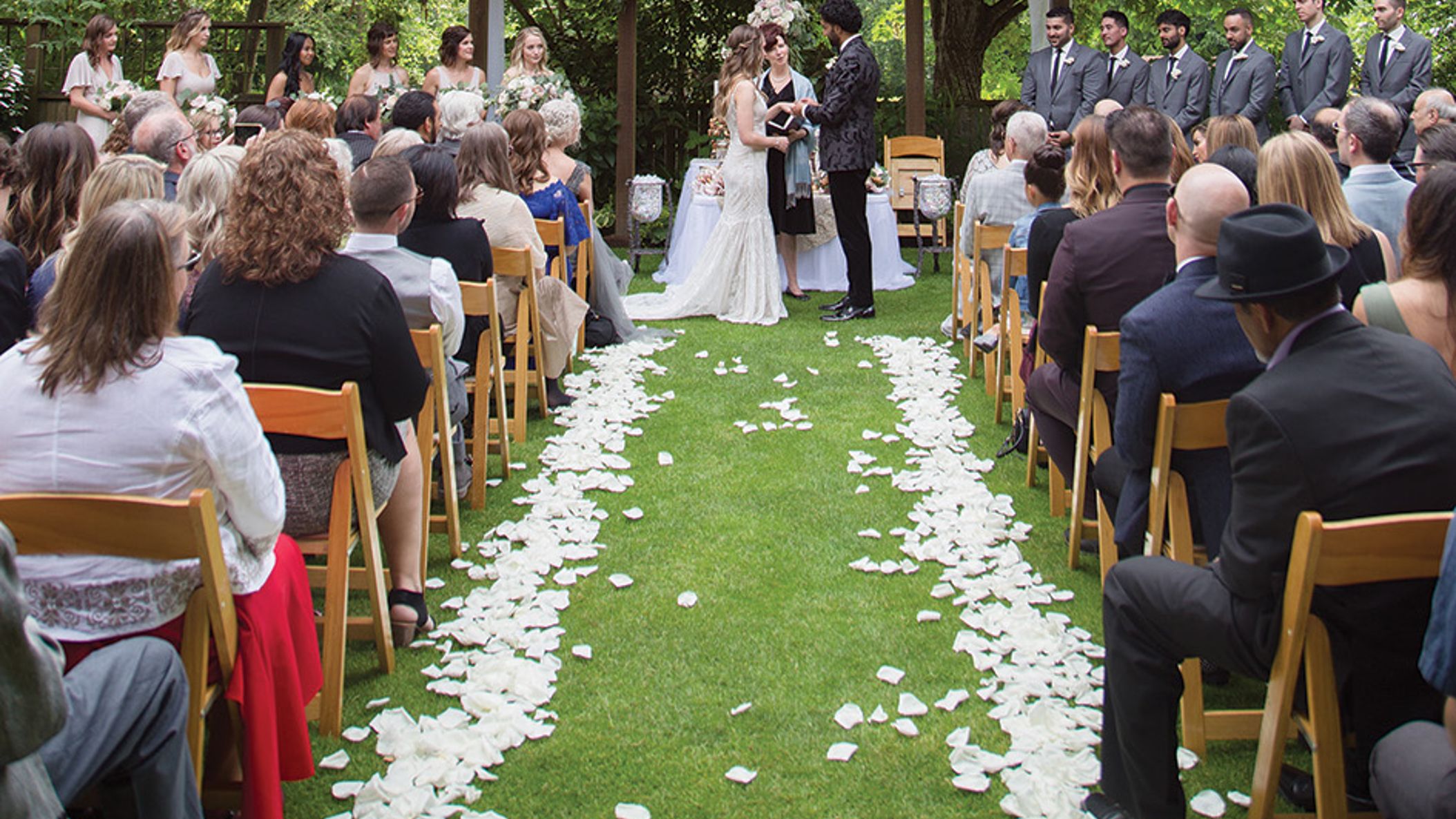 Seattle_Bride/SS2020/Real_Weddings/Allie_Arad/AllieArad1.jpg