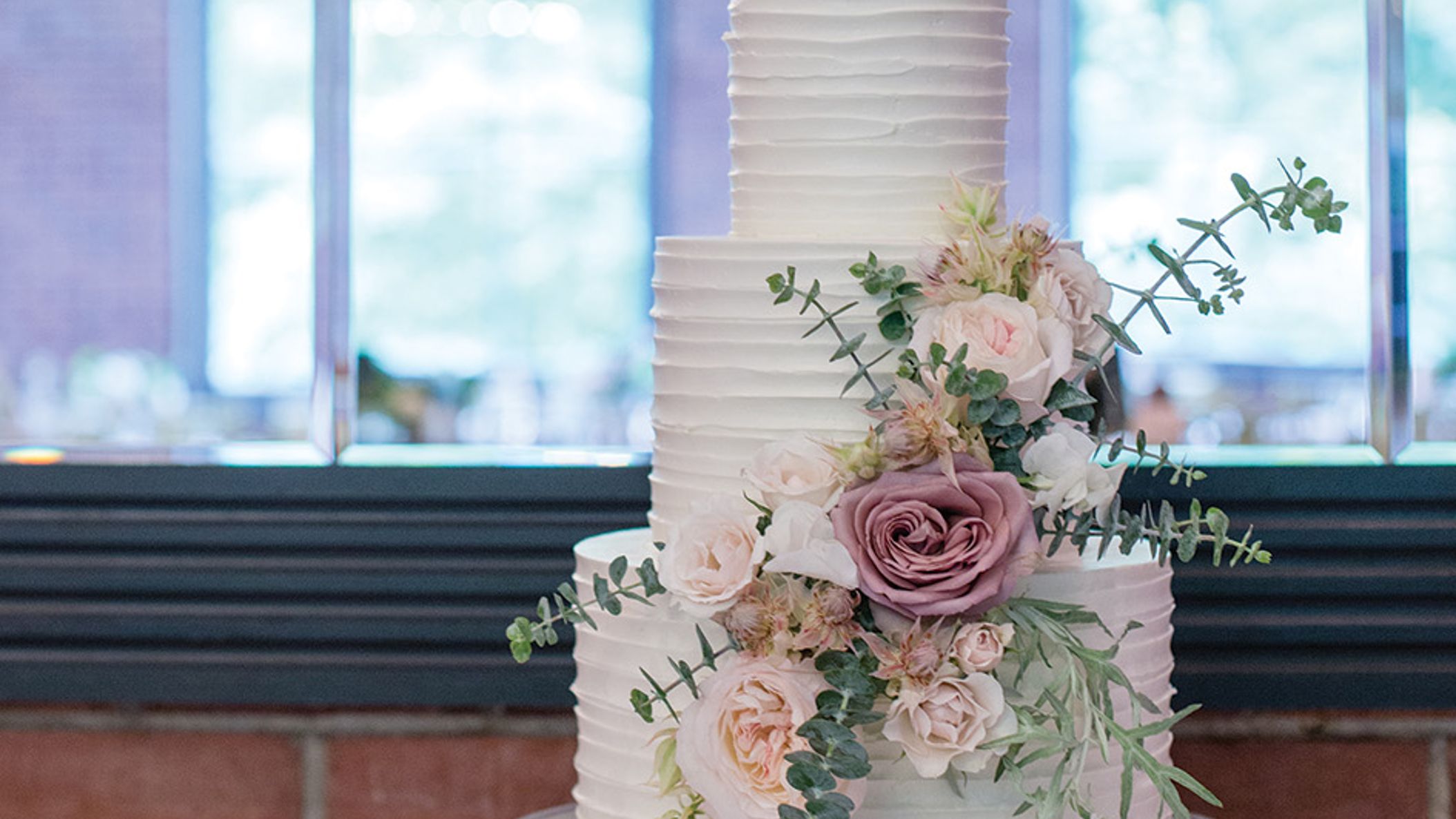 Seattle_Bride/SS2020/Real_Weddings/Allie_Arad/AllieArad2.jpg