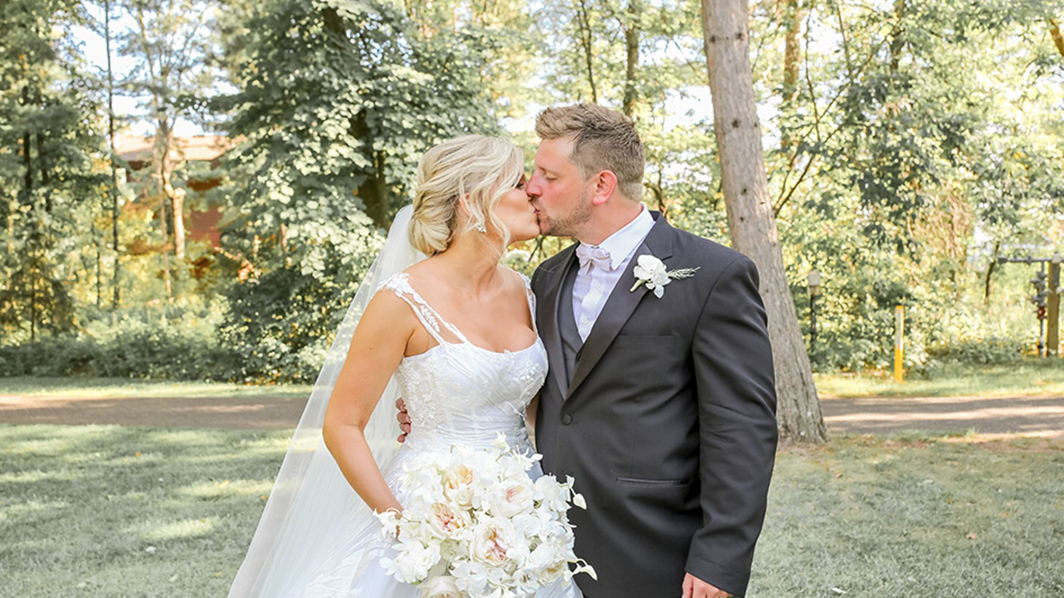 Minnesota_Bride/REAL_WEDDING/Courtney_Dave/CourtneyDave1.jpg