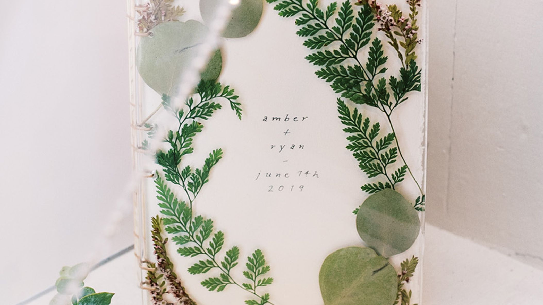 Wisconsin_Bride/REAL_WEDDINGS/Amber_Ryan/AmberRyan1.jpg