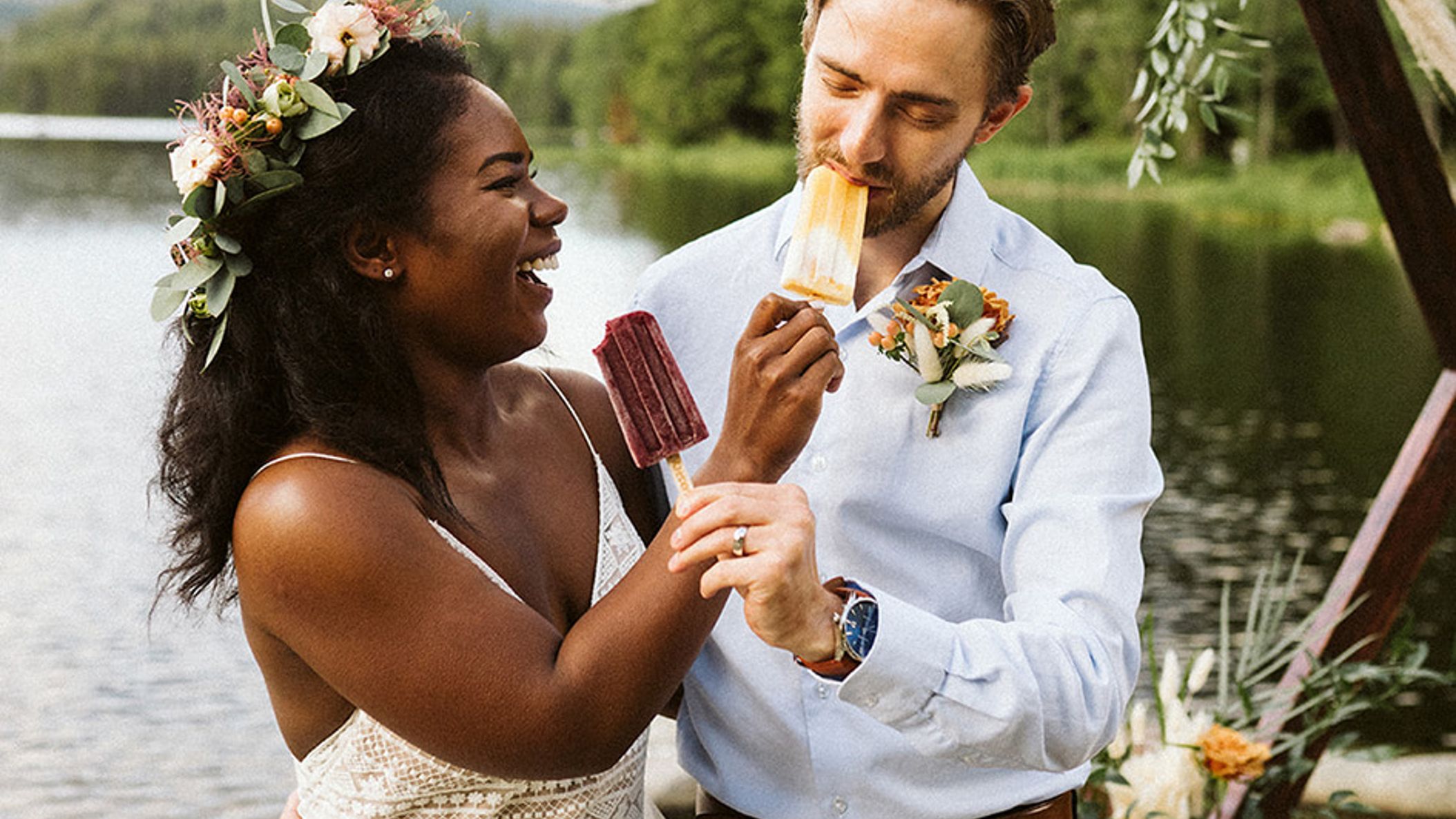 Oregon_Bride/WebStories/TrilliumLakeElopement/TrilliumLake16.jpg