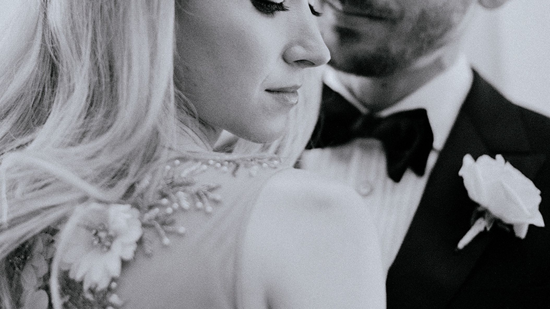 CWD/2020/Real_Weddings/Amanda_Josh/1.jpg