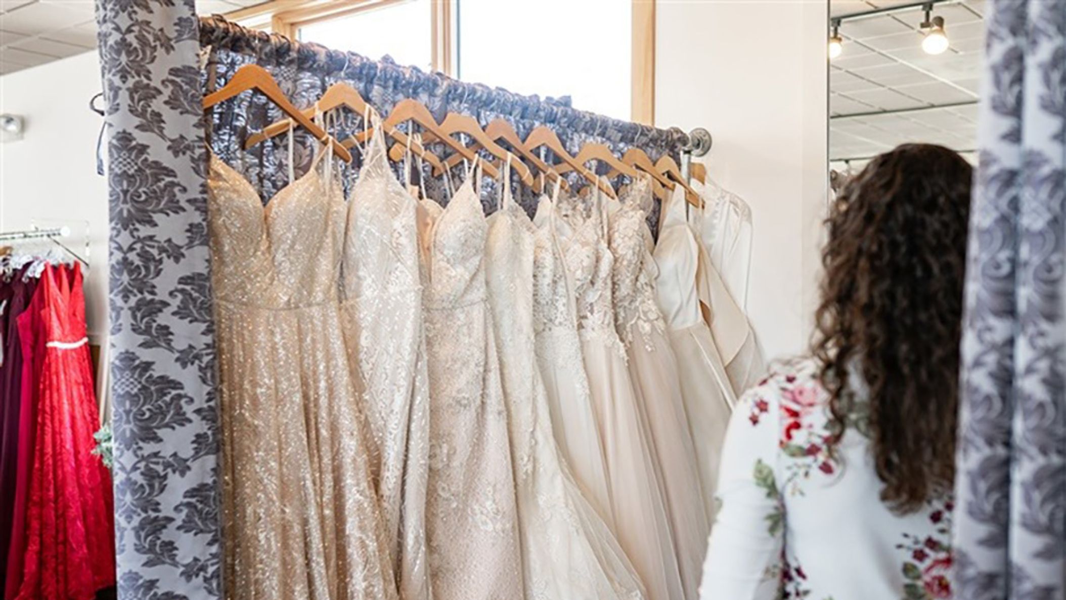 Oregon_Bride/BestOf2020/Winners/Bella Brides Dress Shop.jpg