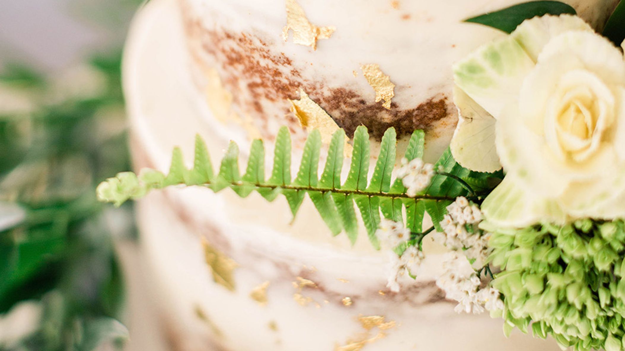 Wisconsin_Bride/BO_2020/haileys sweets and treats.jpg