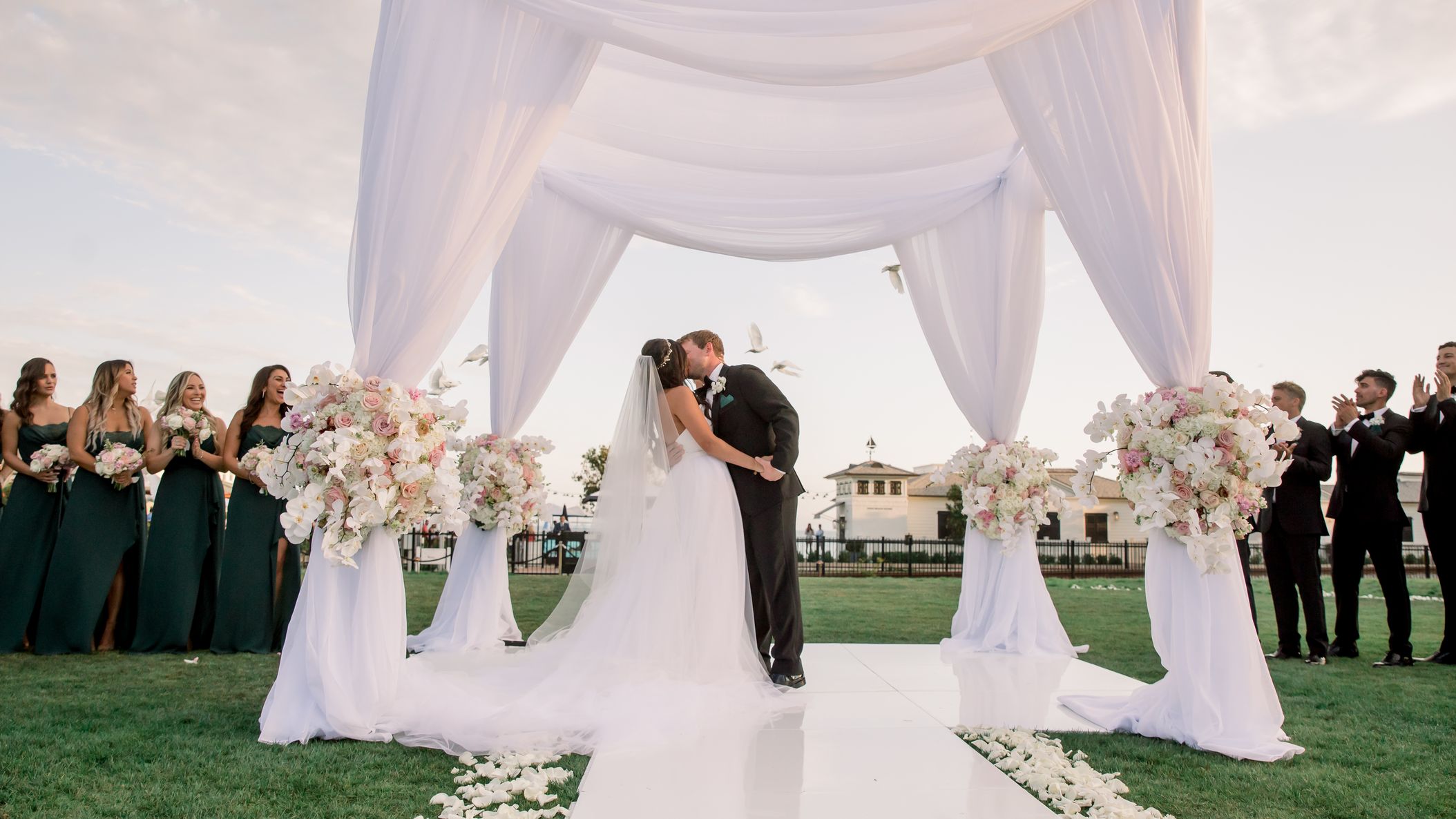 CWD/2020/Real_Weddings/Alexis_Doug/Photos-94.jpg