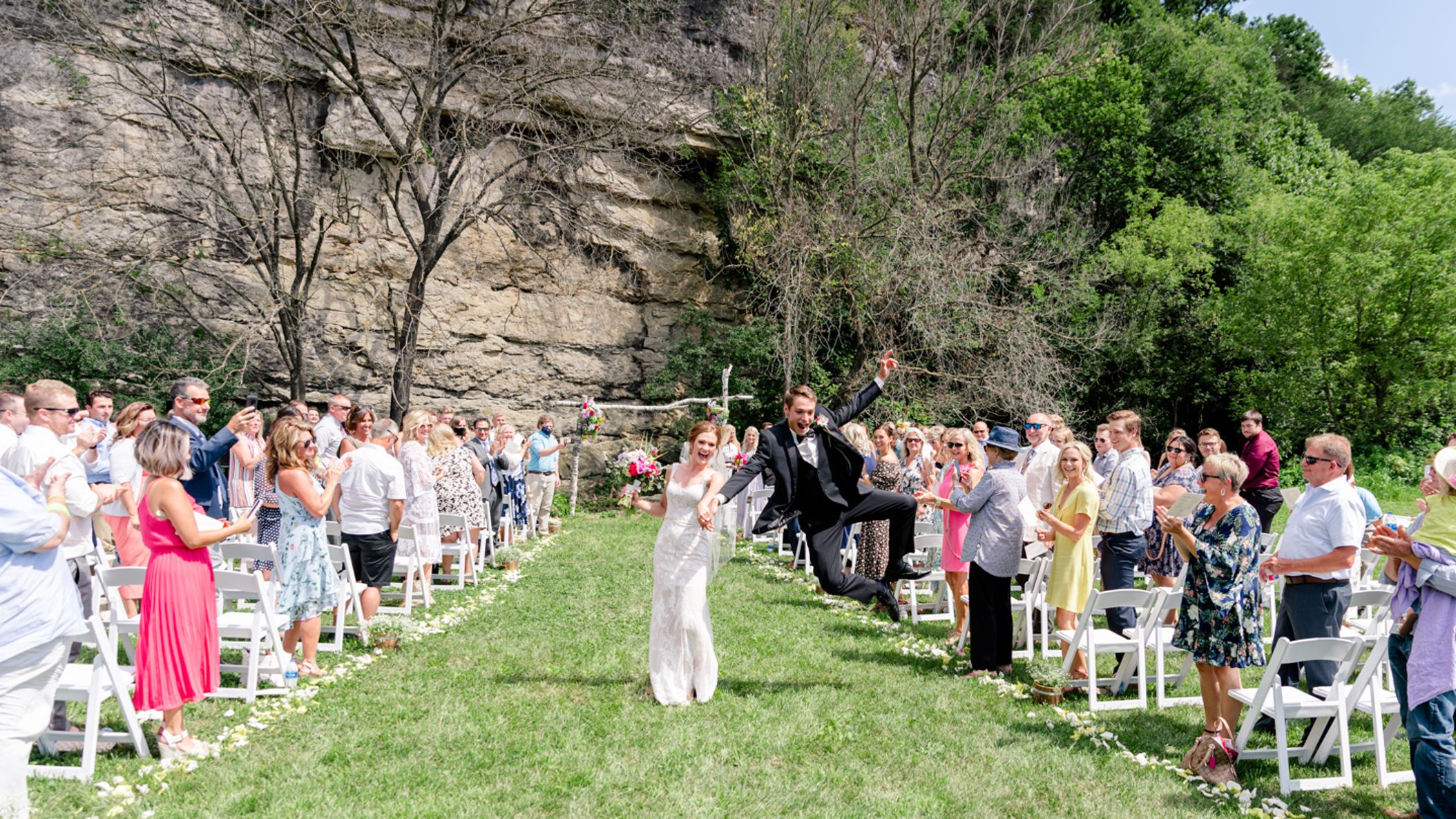 Minnesota_Bride/RW_SacredClay/7-ceremony-12.jpg