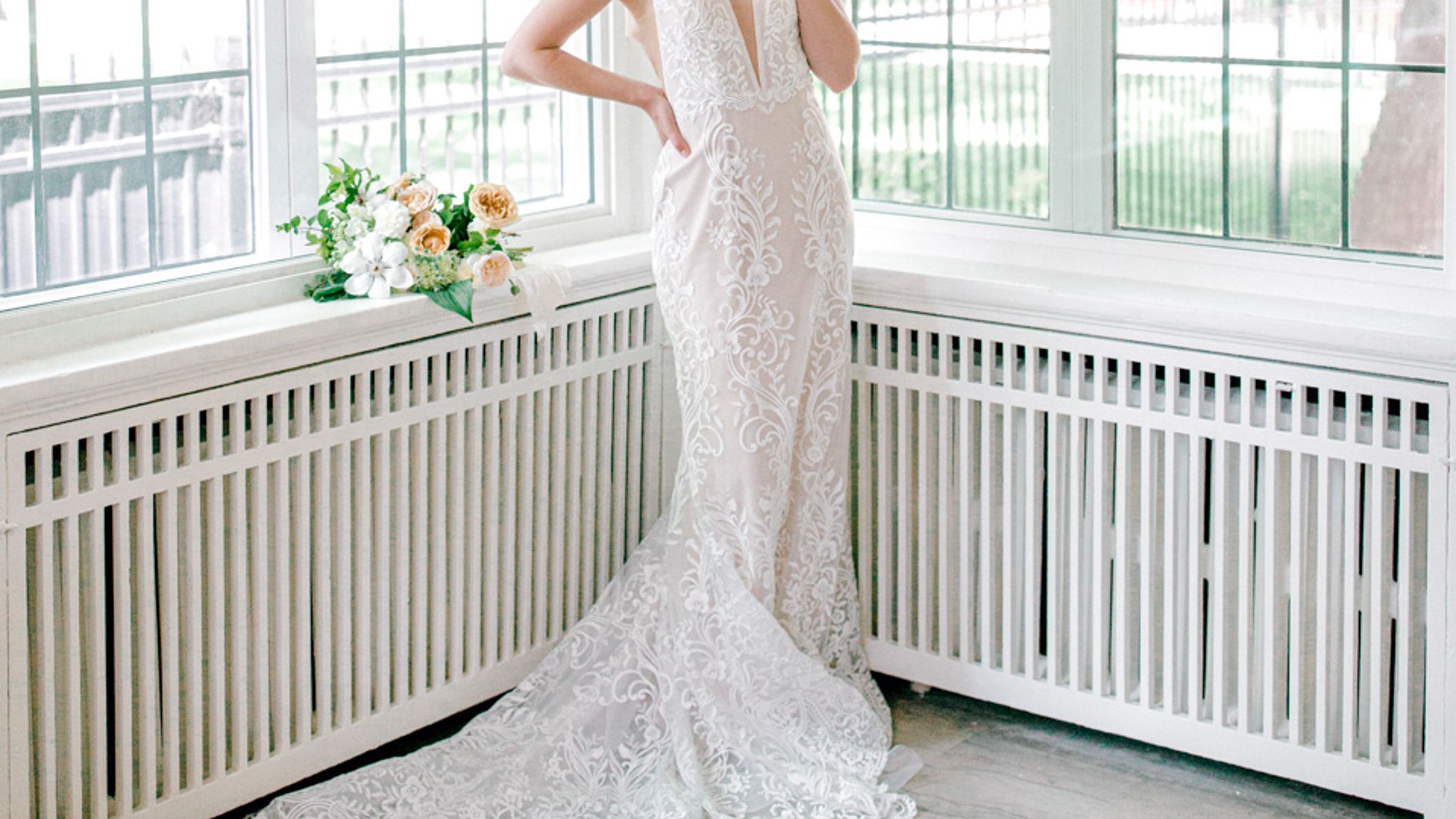 Minnesota_Bride/2021/SPCC_Styled_Shoot/submission-20200624-european-styled-shoot-26.jpg
