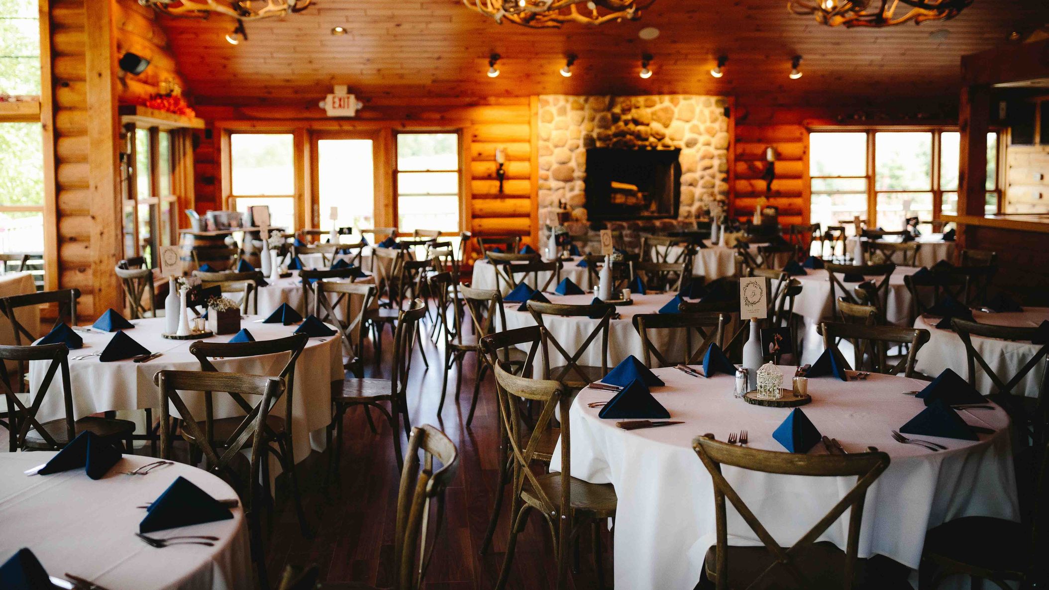 Wisconsin_Bride/2021/Venues/jakebrittniwedding-71.jpg