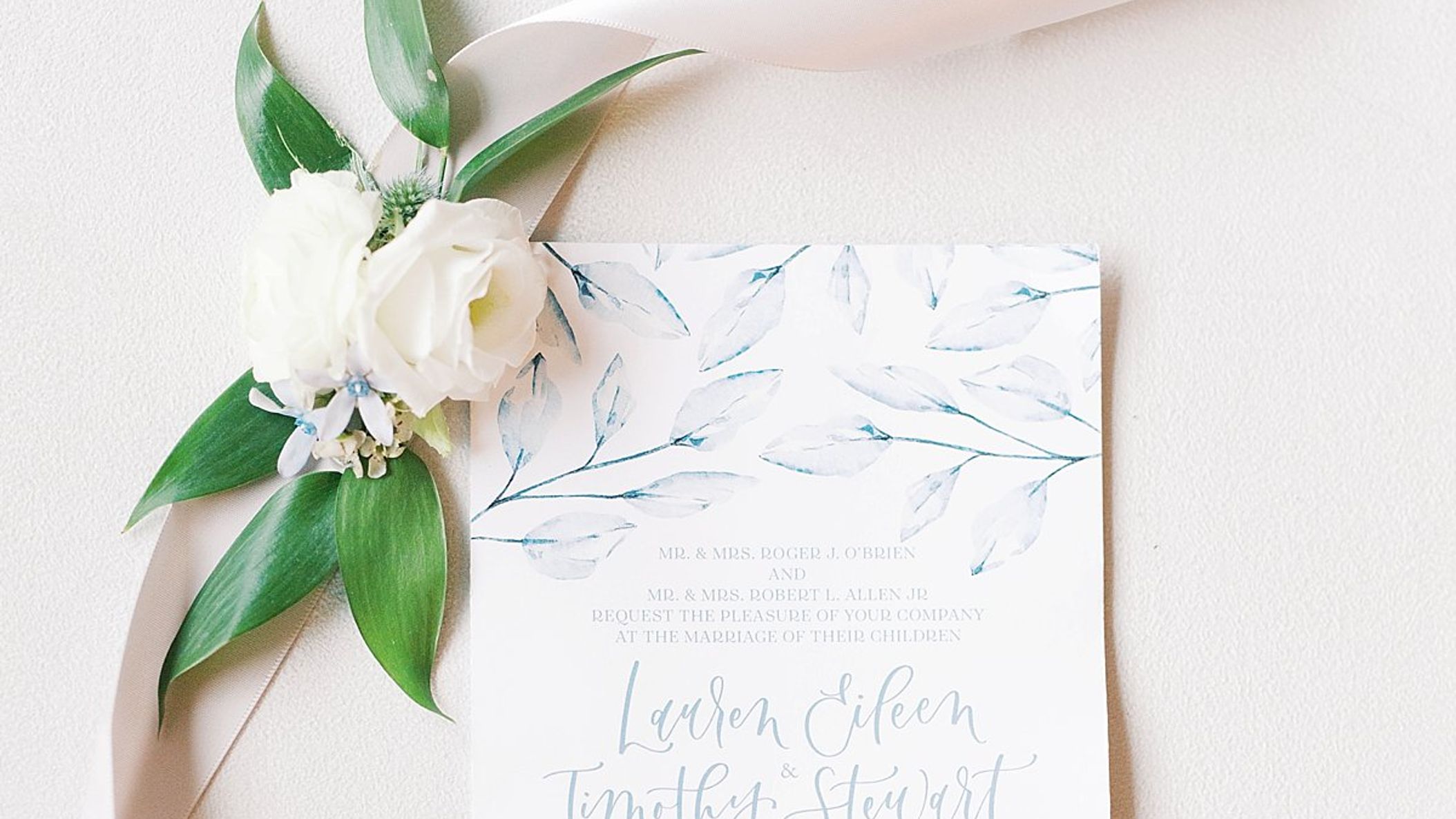 Wisconsin_Bride/2021/Lauren_Tim/lauren-timkelly-grace-photographywisconsin-bride-feature0001.jpg