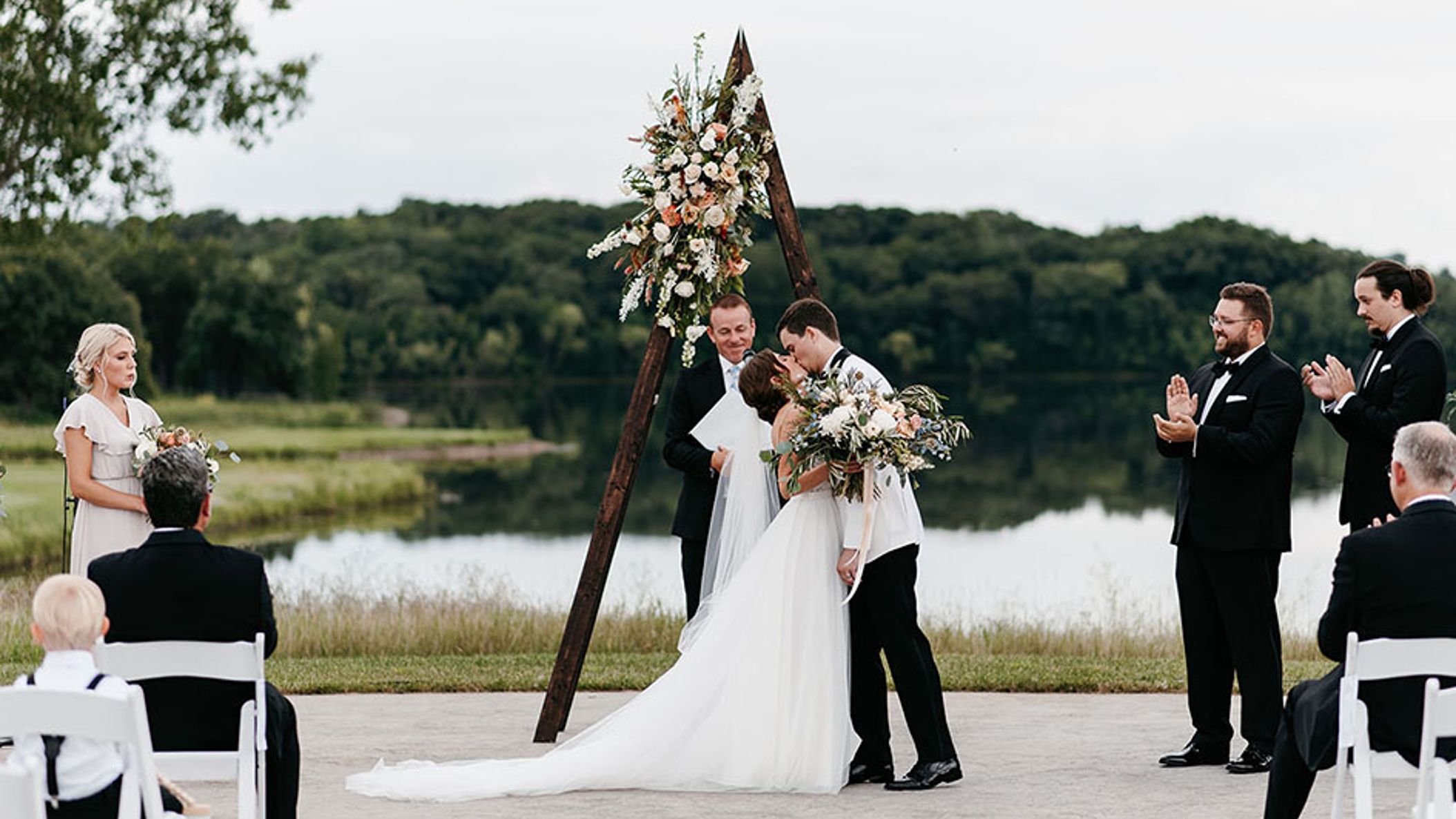Minnesota_Bride/2021/Whitney_Sam/whitney-sam-wedding-812020-2241440.jpg